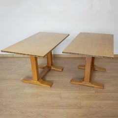 Pareja de mesas de refectorio estilo Cotswolds Arts & Crafts de Heal's of London