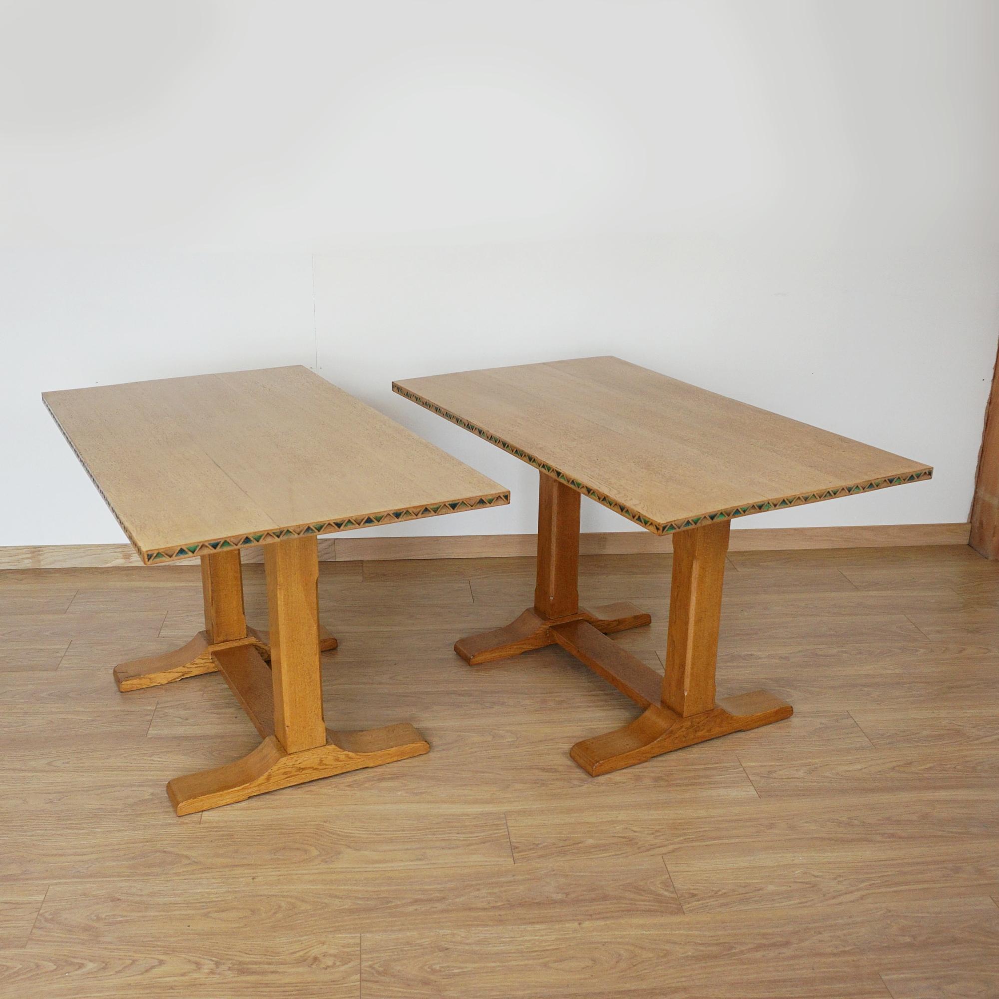 Pareja de mesas de refectorio estilo Cotswolds Arts & Crafts de Heal's of London siglo XX en venta