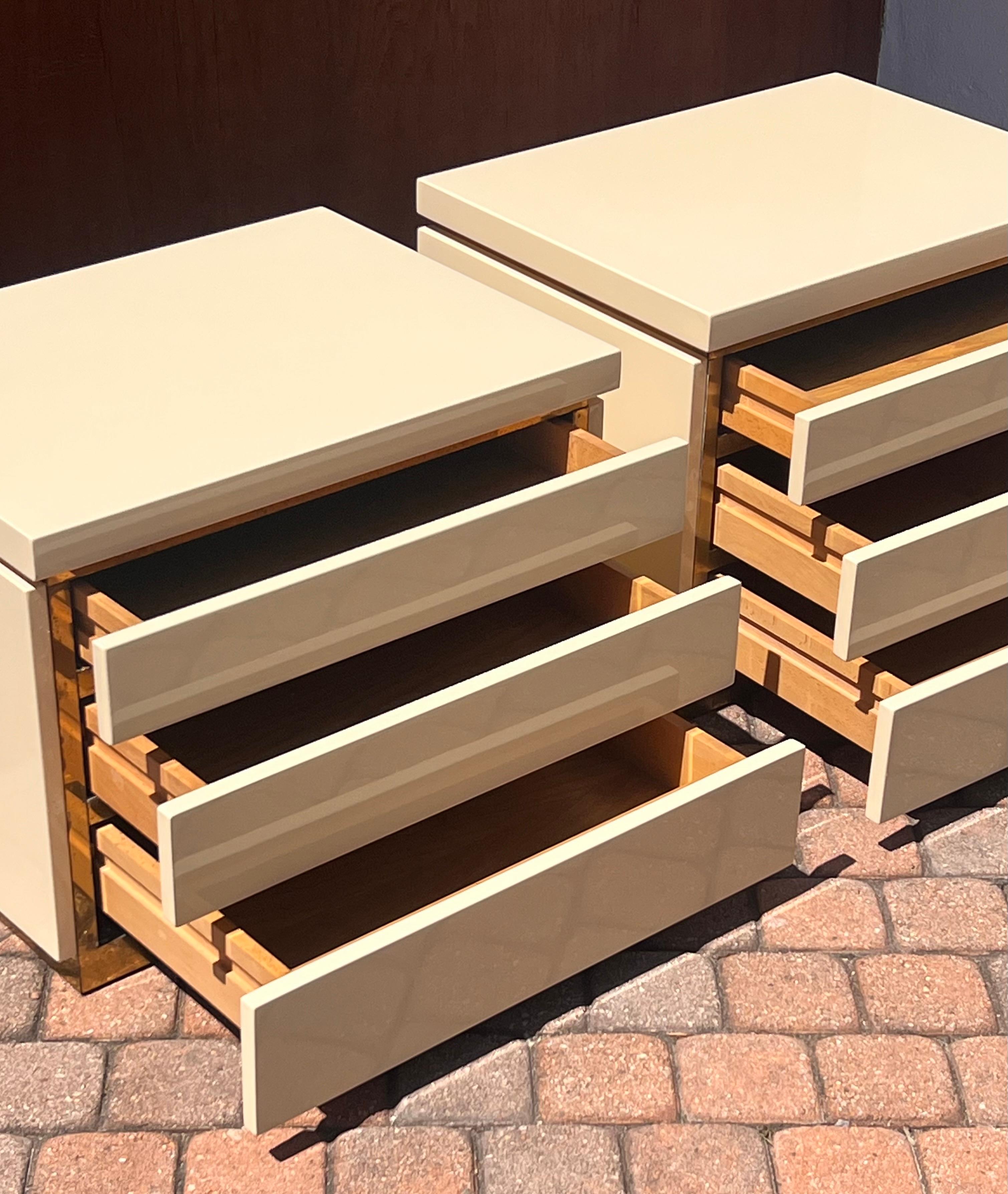 A pair of cream lacquered nightstands by Jean Claude Mahey, signed, circa 1980 For Sale 2