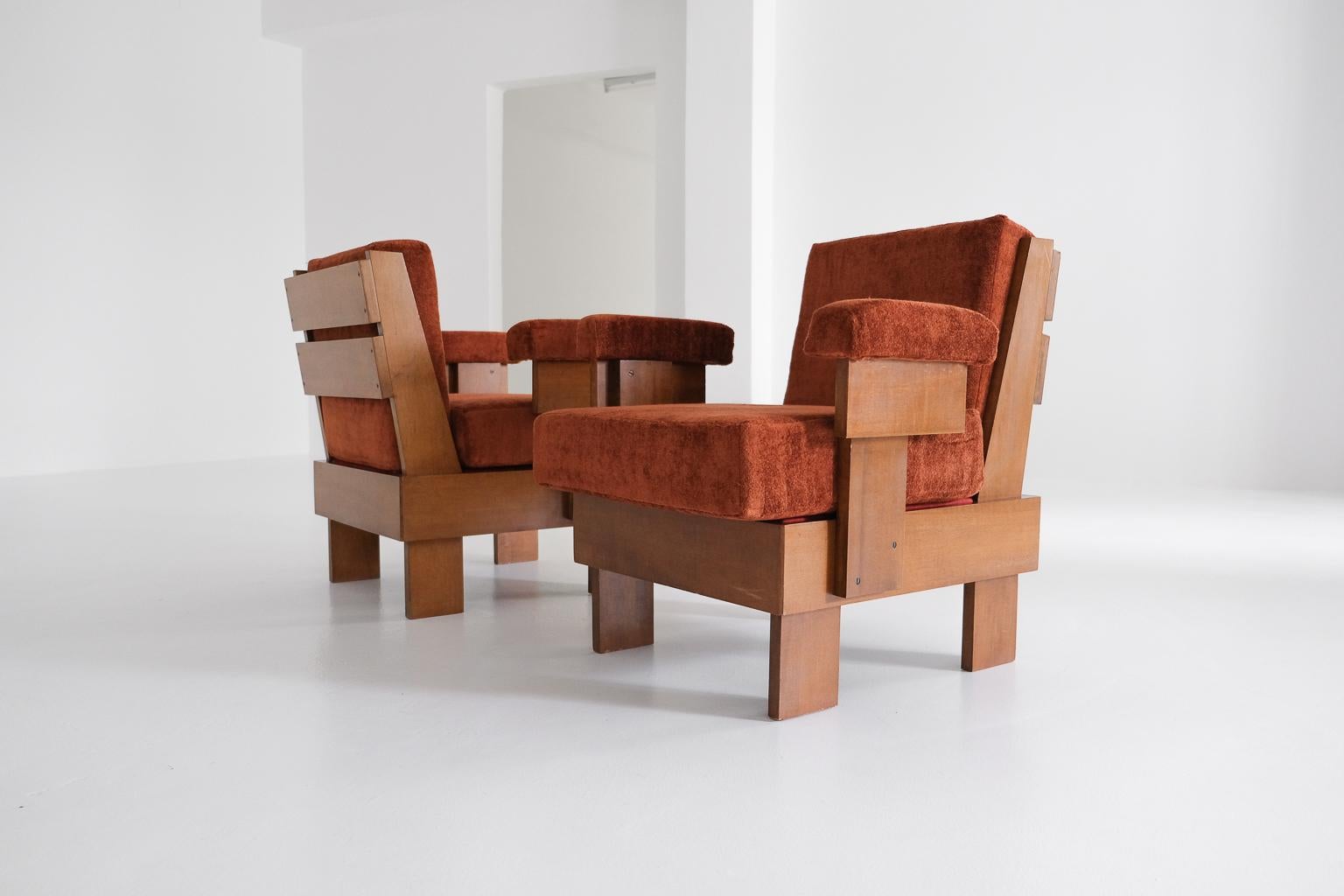 A pair of cubistic easy chairs, Italy, 1960s 8