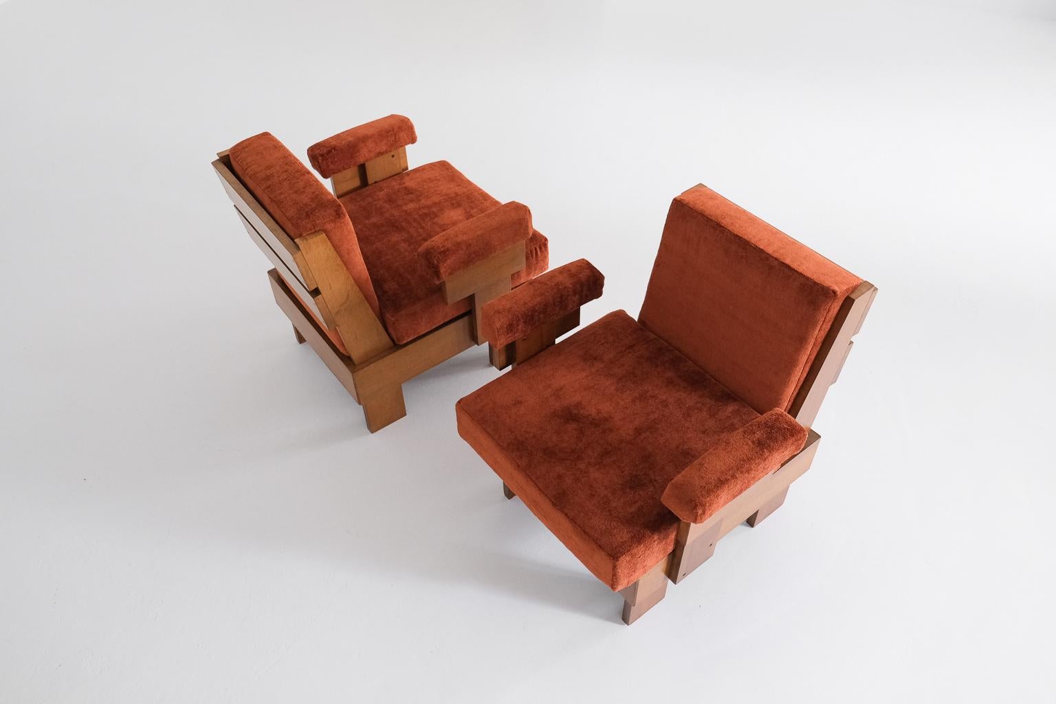A pair of cubistic easy chairs, Italy, 1960s 9