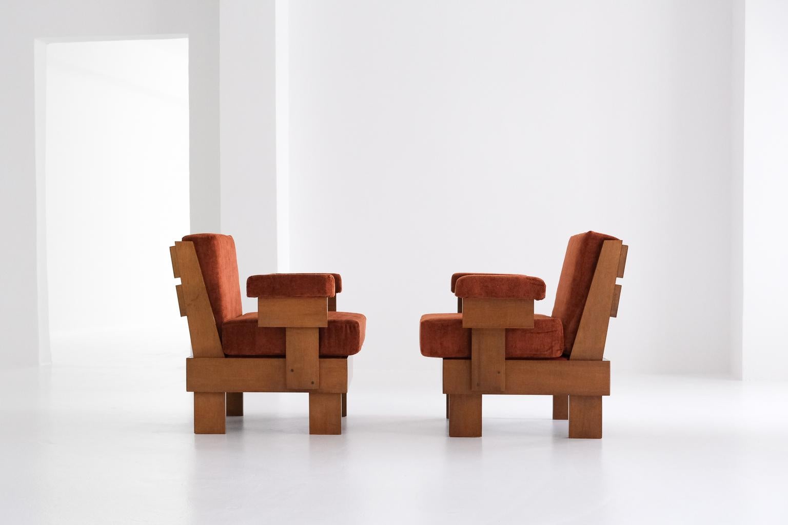 Mid-Century Modern A pair of cubistic easy chairs, Italy, 1960s