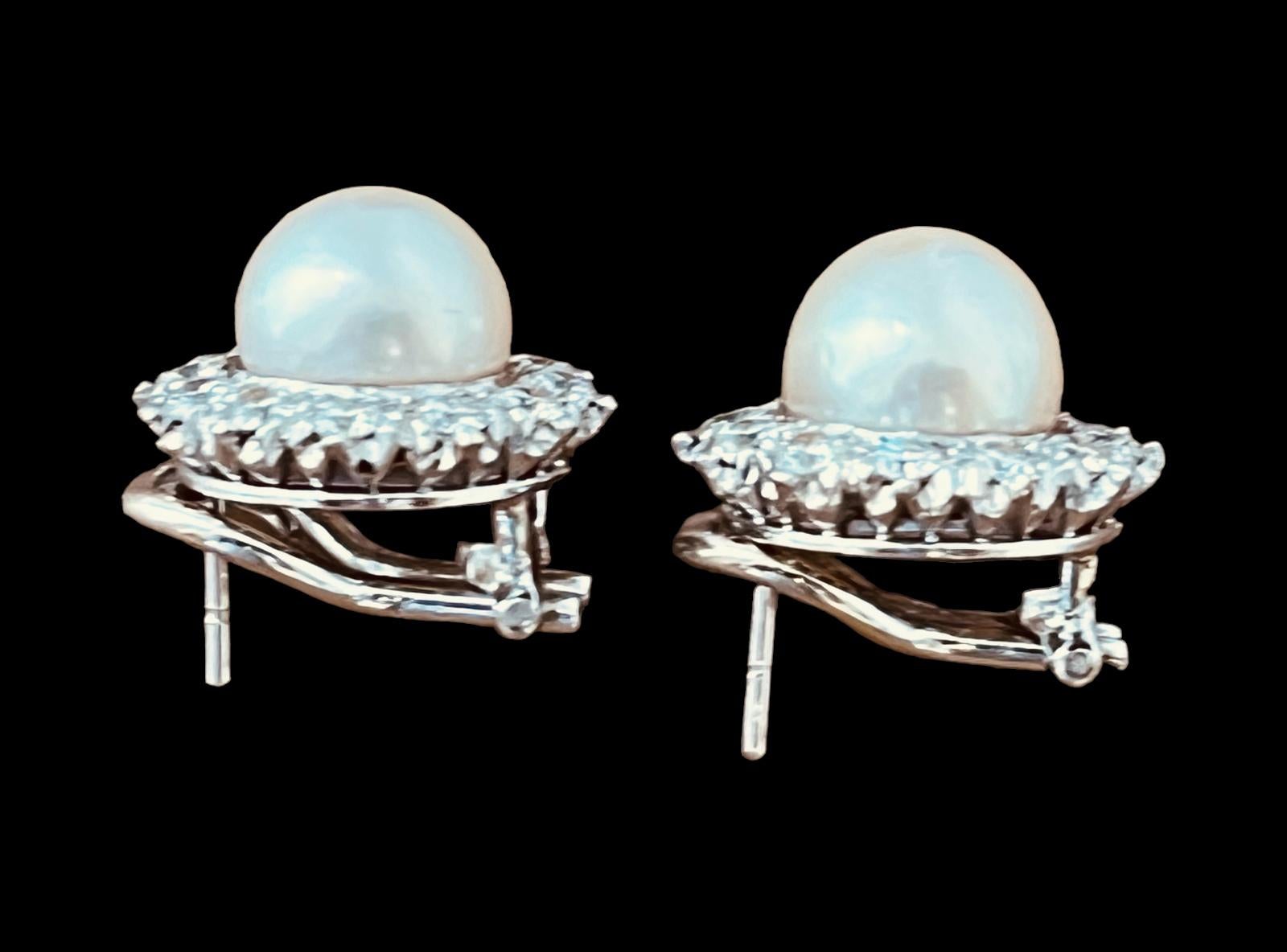 A Pair of Cultured Pearl and Diamond Earclips Mounted in Platinum. Circa 1970's  For Sale 8