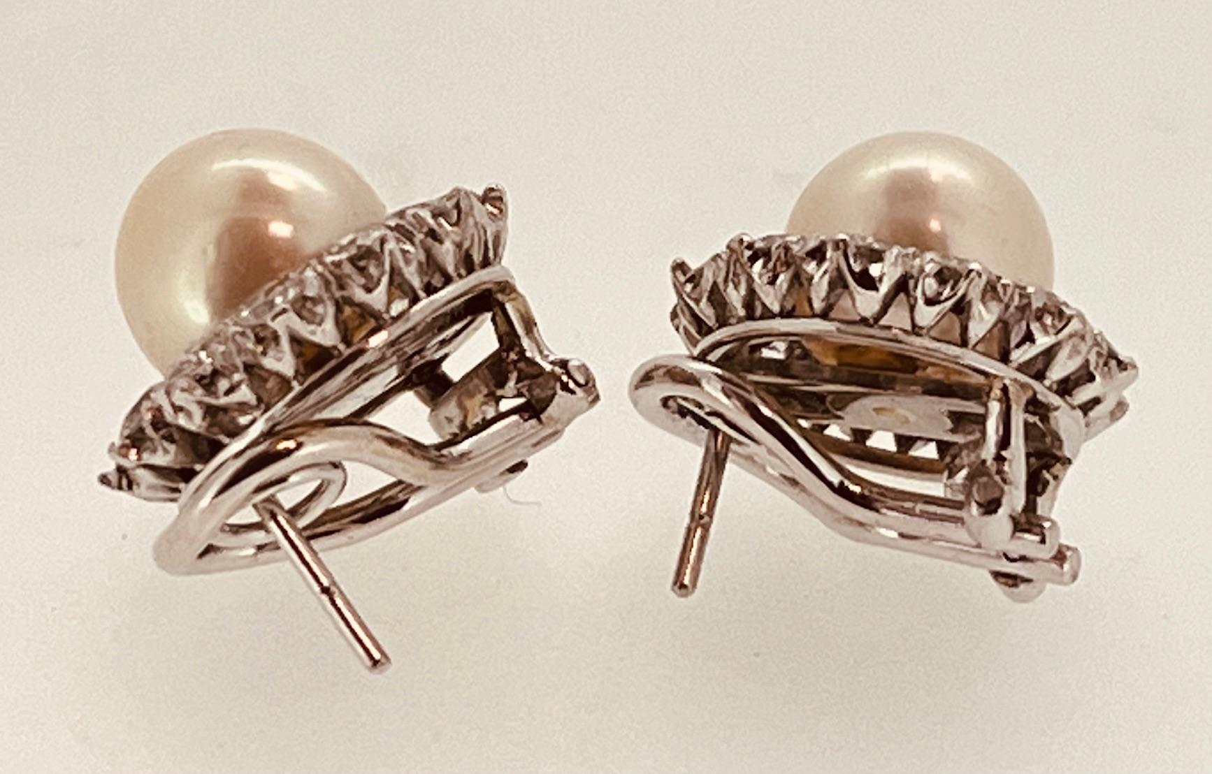 A Pair of Cultured Pearl and Diamond Earclips Mounted in Platinum. Circa 1970's  For Sale 12
