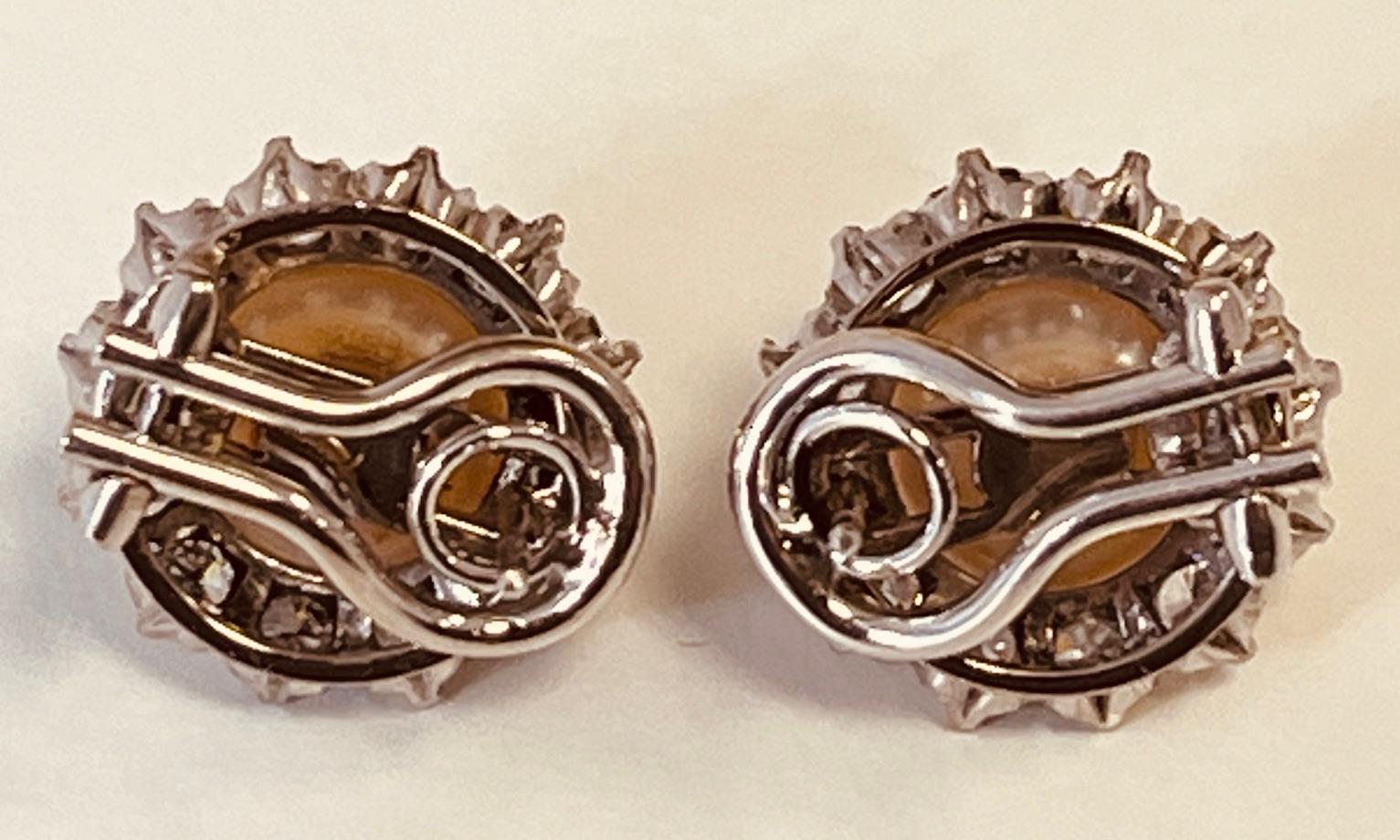 A Pair of Cultured Pearl and Diamond Earclips Mounted in Platinum. Circa 1970's  For Sale 14