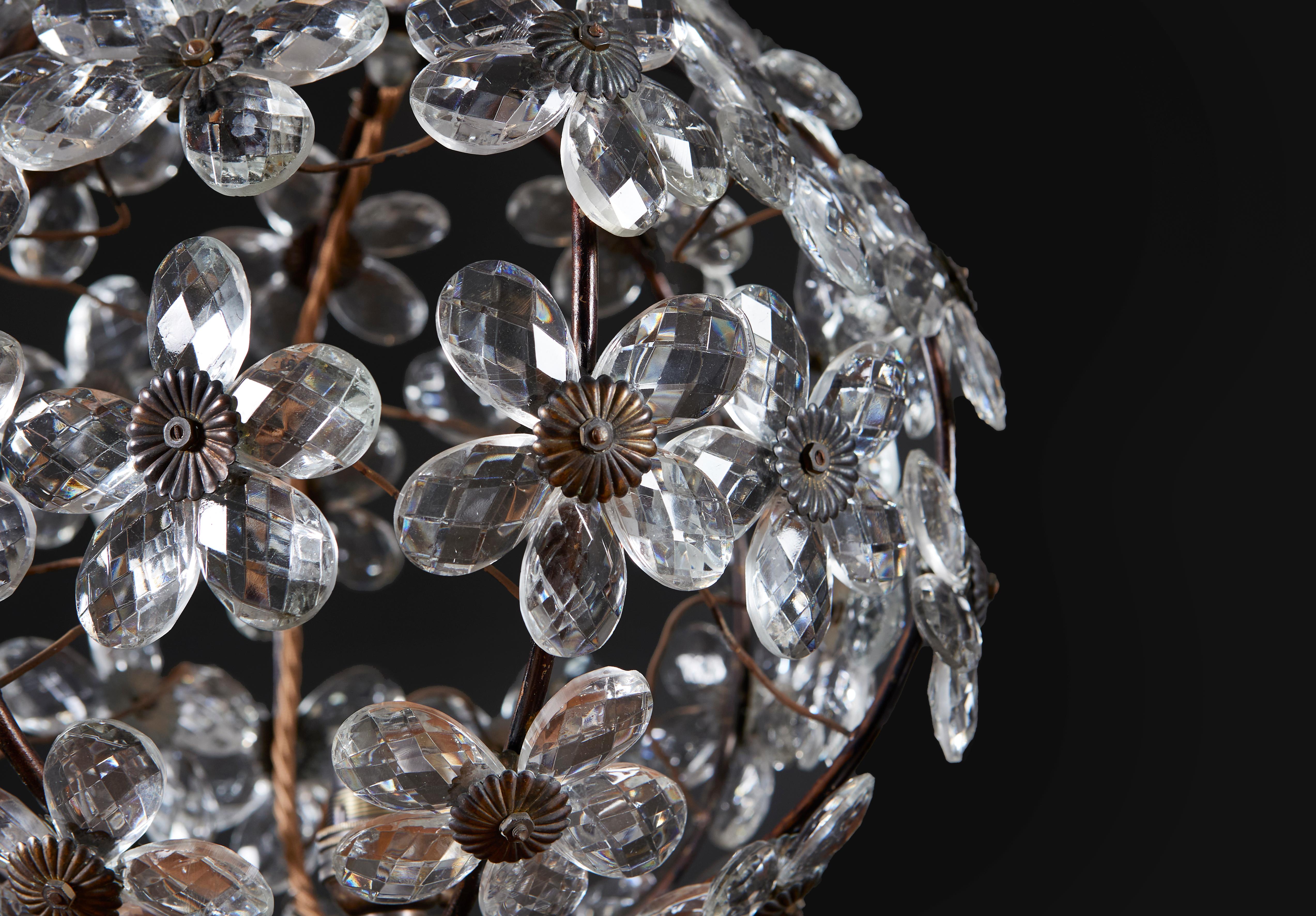 A Pair of Cut Glass Daisy Hanging Lights after Maison Bagues  In Good Condition In London, GB