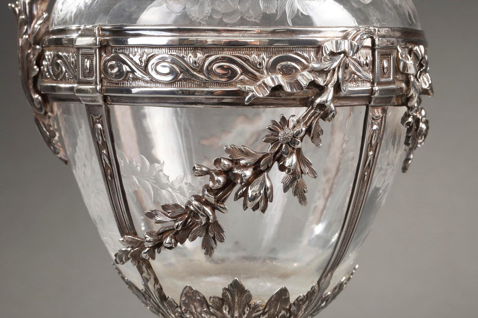Paar Dekanter aus geschliffenem Glas mit Silbermontierung, 19. Jahrhundert, Edmond Tétard im Angebot 9