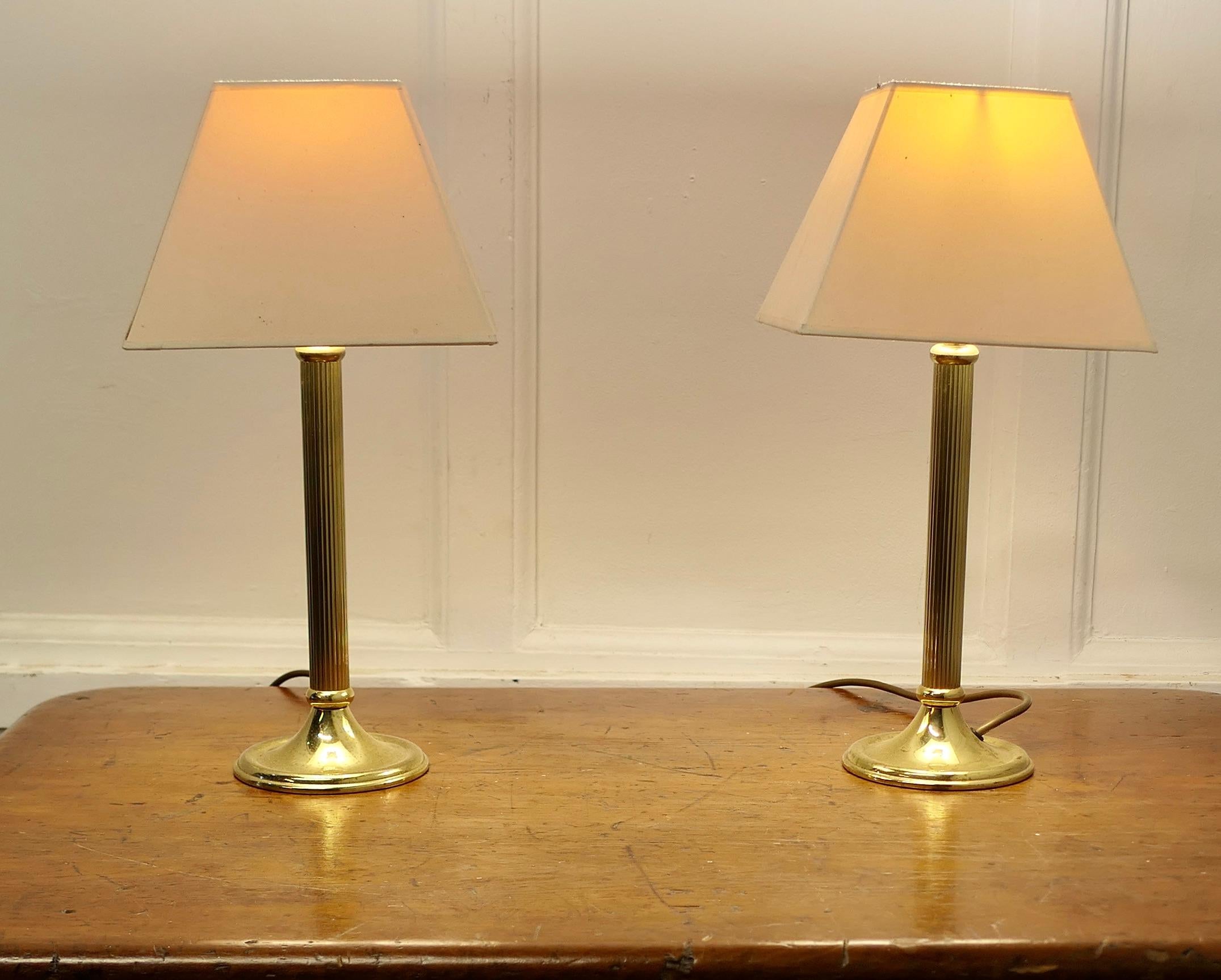 A pair of Dainty Brass Corinthian Column Bedside Lamps with Shades   In Good Condition In Chillerton, Isle of Wight