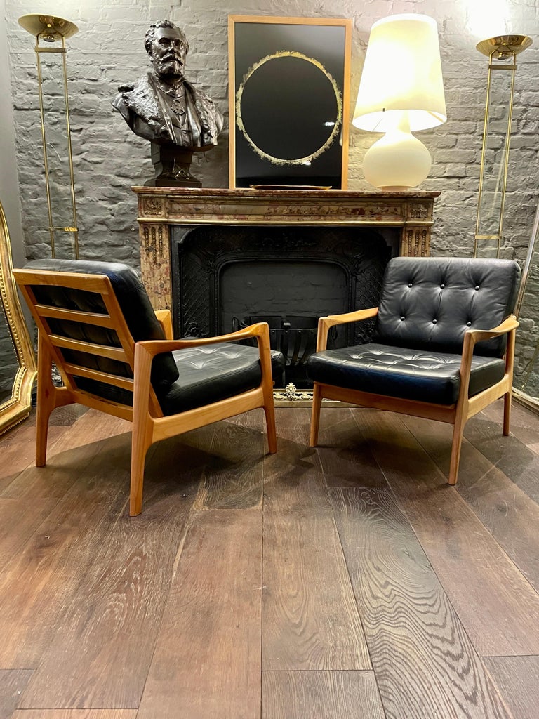 Pair of Danish Black Leather and Cherry Wood Armchairs For Sale 5