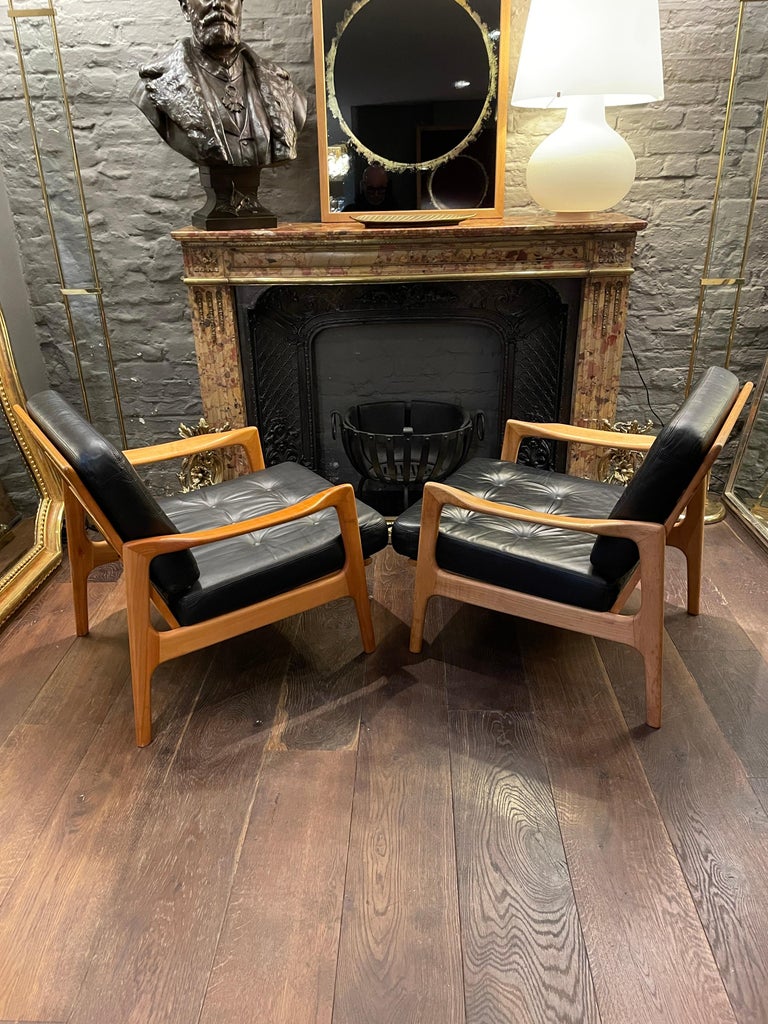Pair of Danish Black Leather and Cherry Wood Armchairs For Sale 12