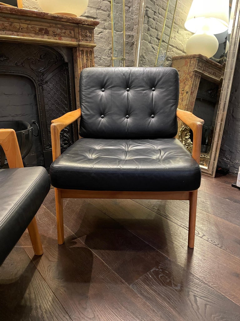 Pair of Danish Black Leather and Cherry Wood Armchairs For Sale 2