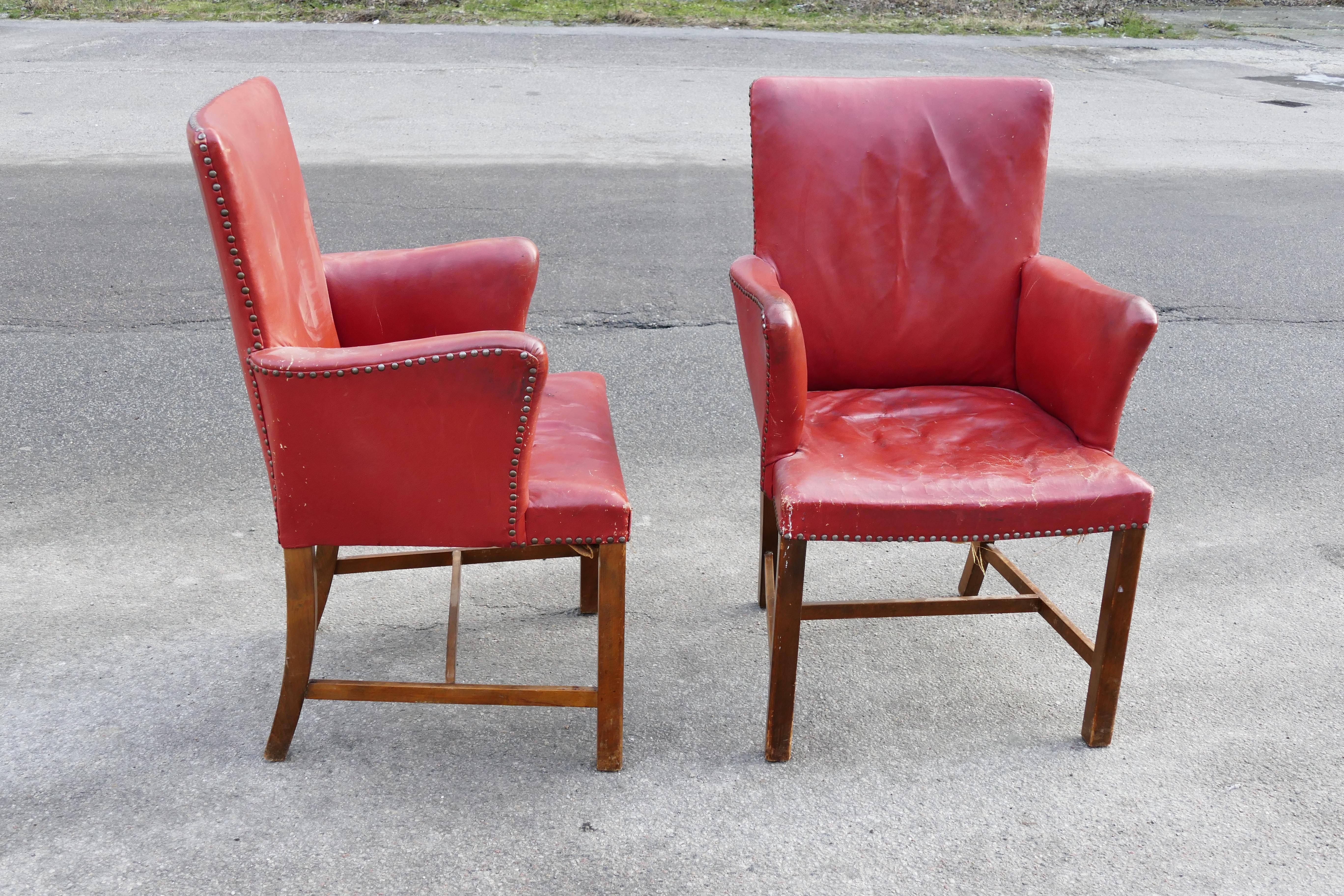 Mid-20th Century Pair of Danish armchairs from the 1930s in the style of Kaare Klint