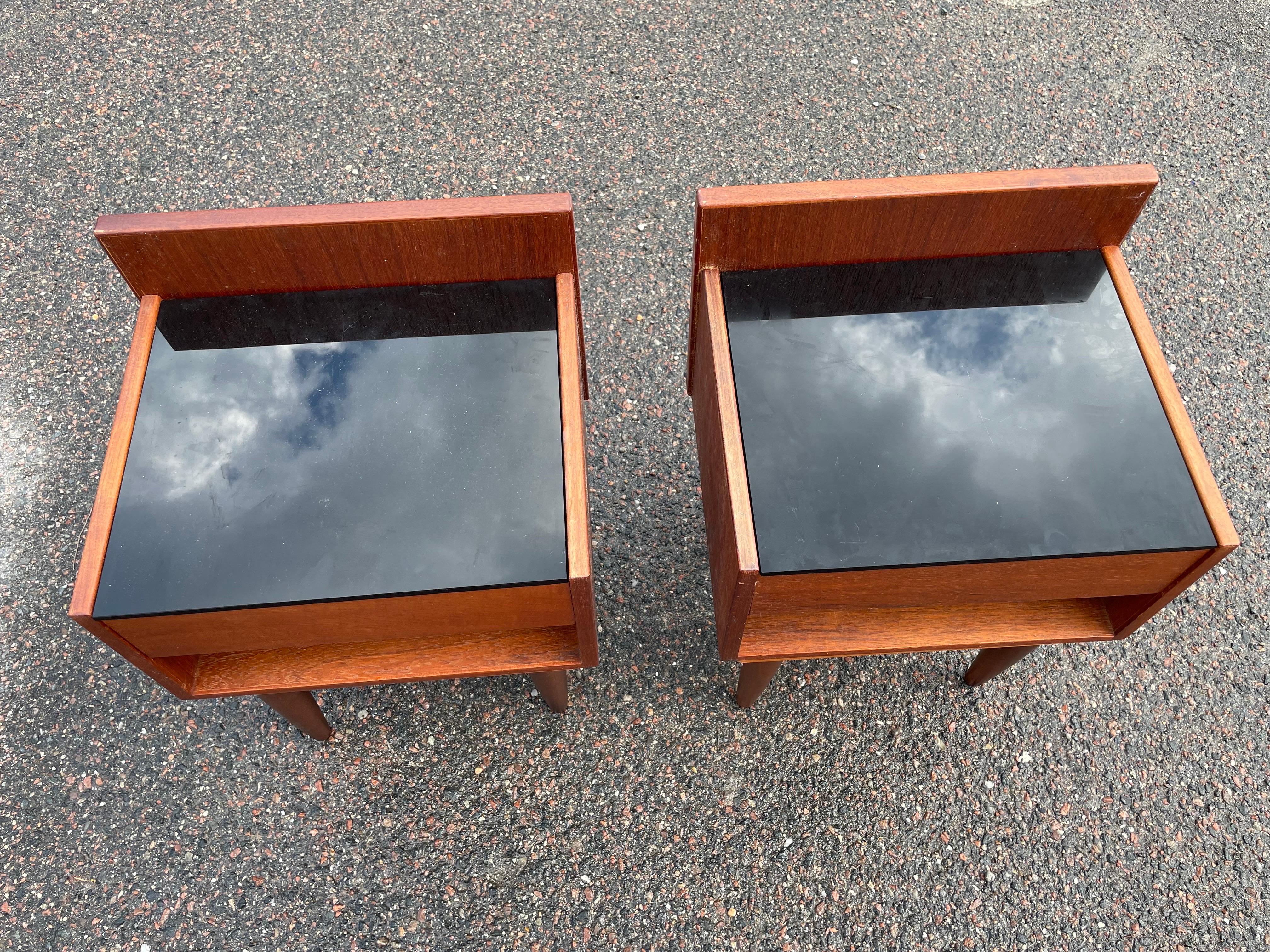 A pair of Danish design Wegner teak nightstands from Getama in the 1960´s  5