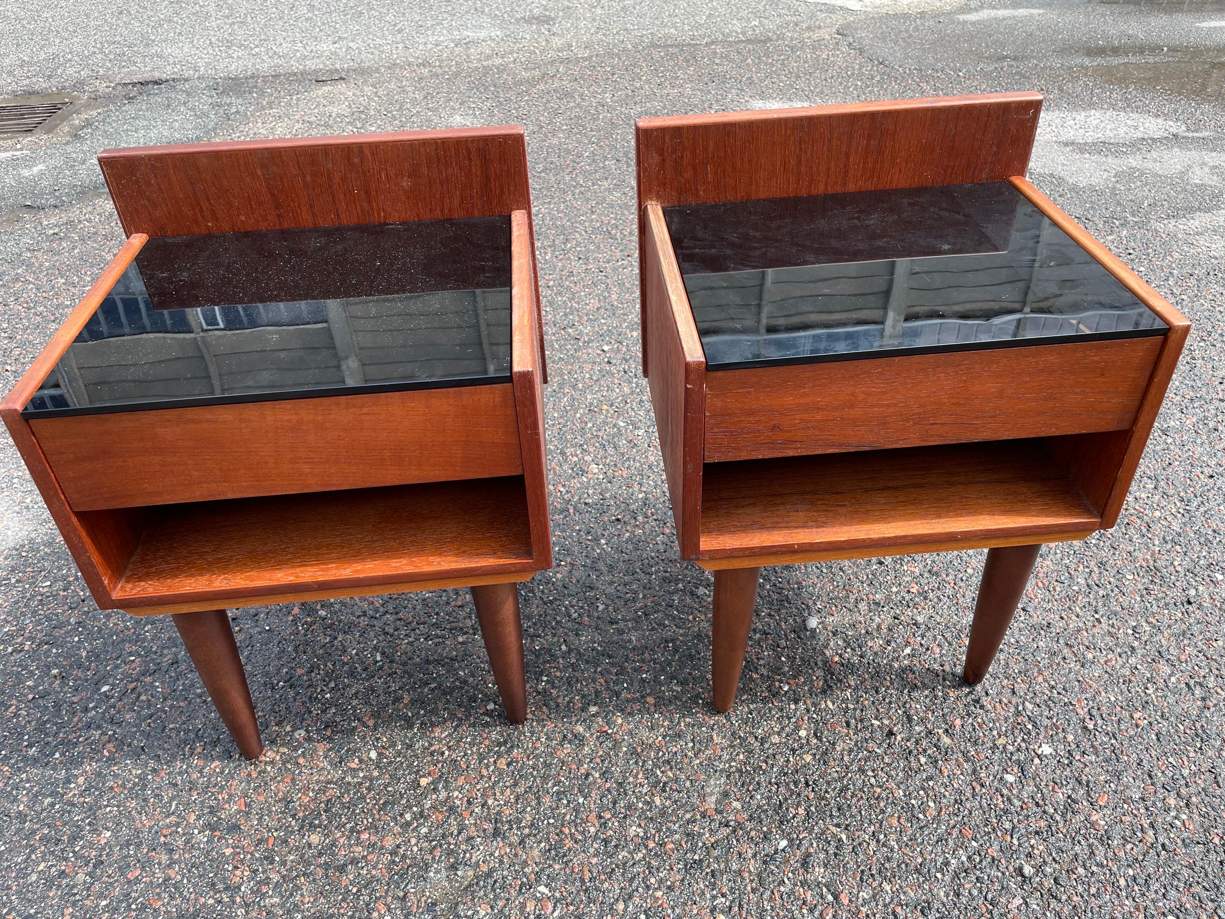 Mid-Century Modern A pair of Danish design Wegner teak nightstands from Getama in the 1960´s 