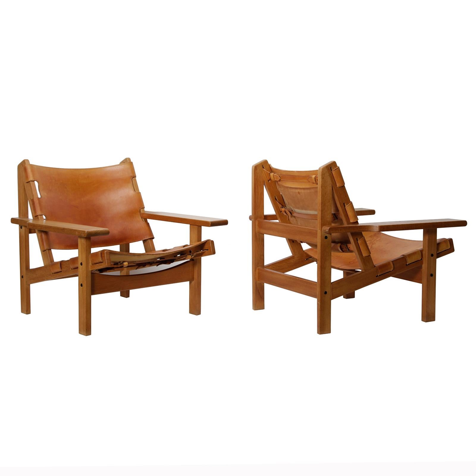 Scandinavian Modern Pair of Danish Hunting Chairs in Oak and Saddle Leather by Kurt Østervig