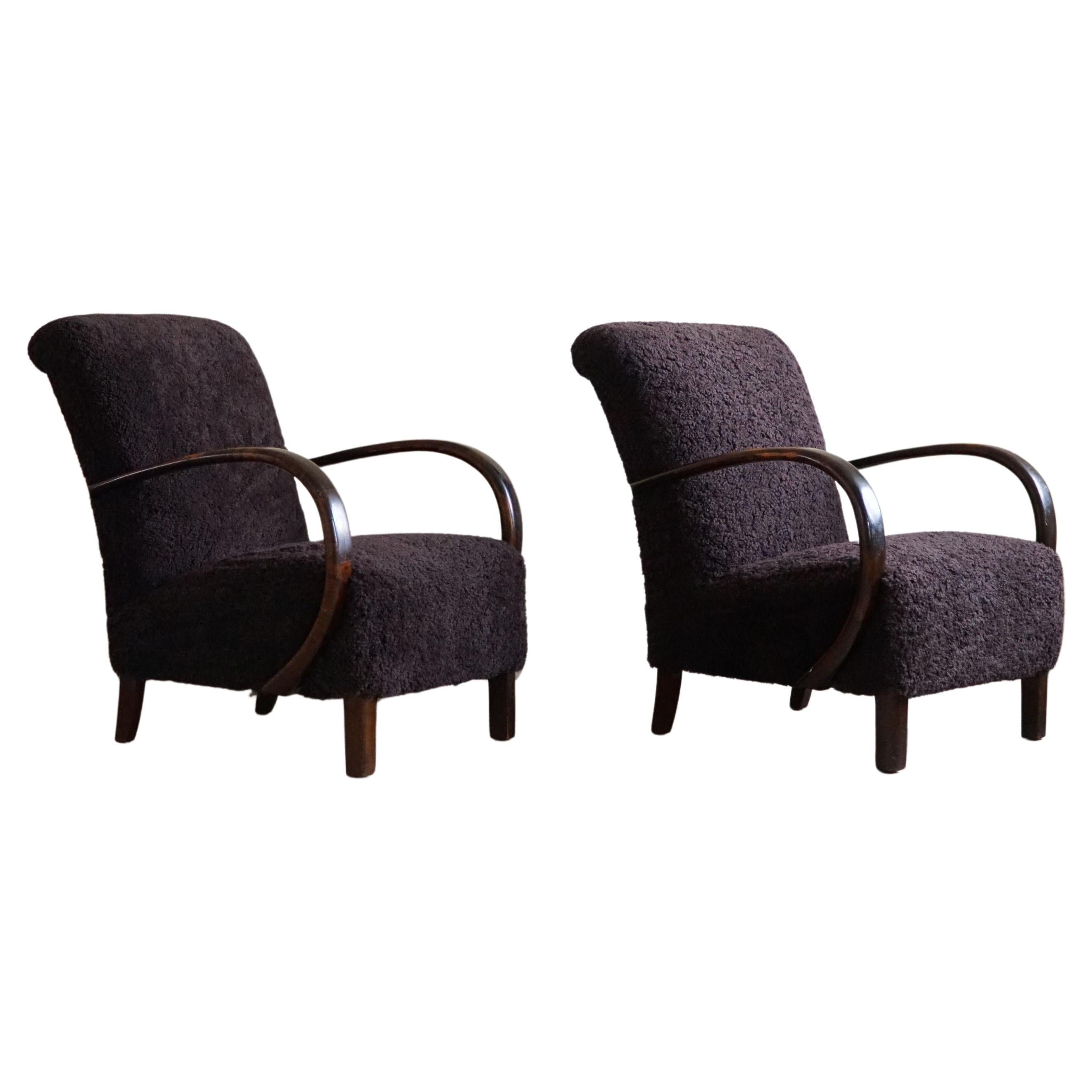 A Pair of Danish Mid Century Modern Lounge Chairs in Beech & Lambswool, 1940s For Sale