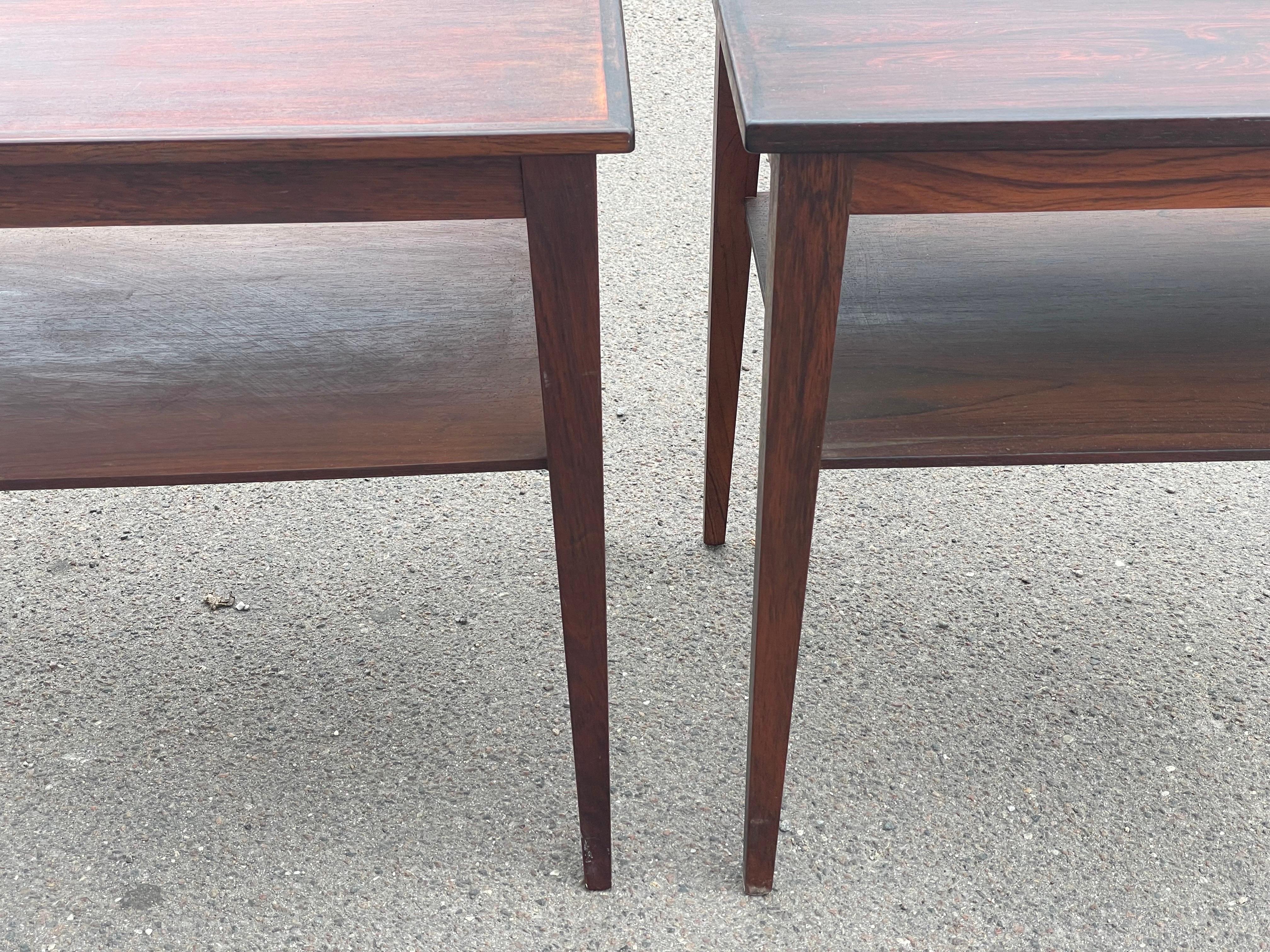 Pair of Danish Mid-Century Modern Nightstands or Sidetables from the, 1960s For Sale 1