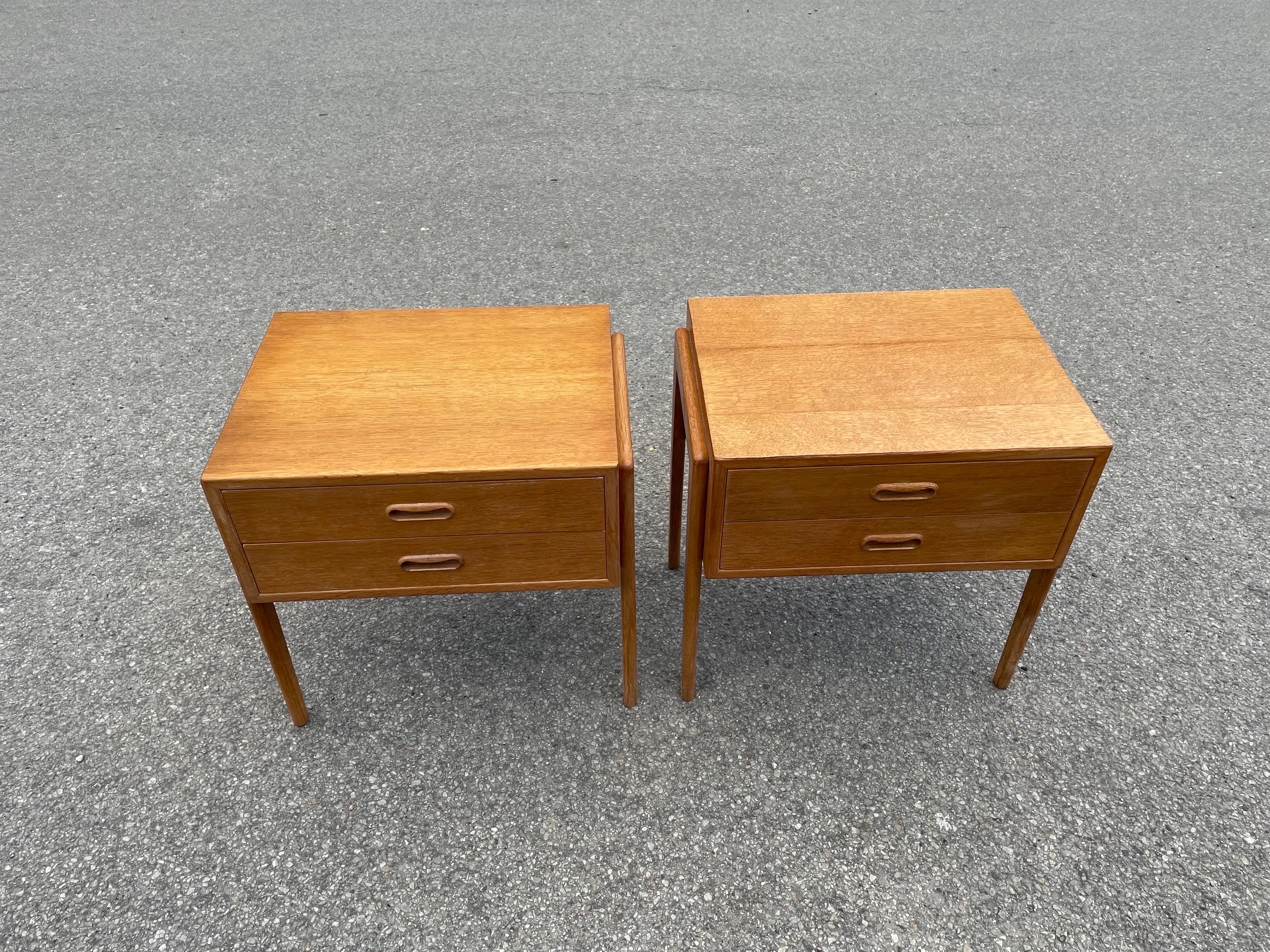 Mid-Century Modern A pair of Danish Mid century modern oak night stands from the 1960´s For Sale