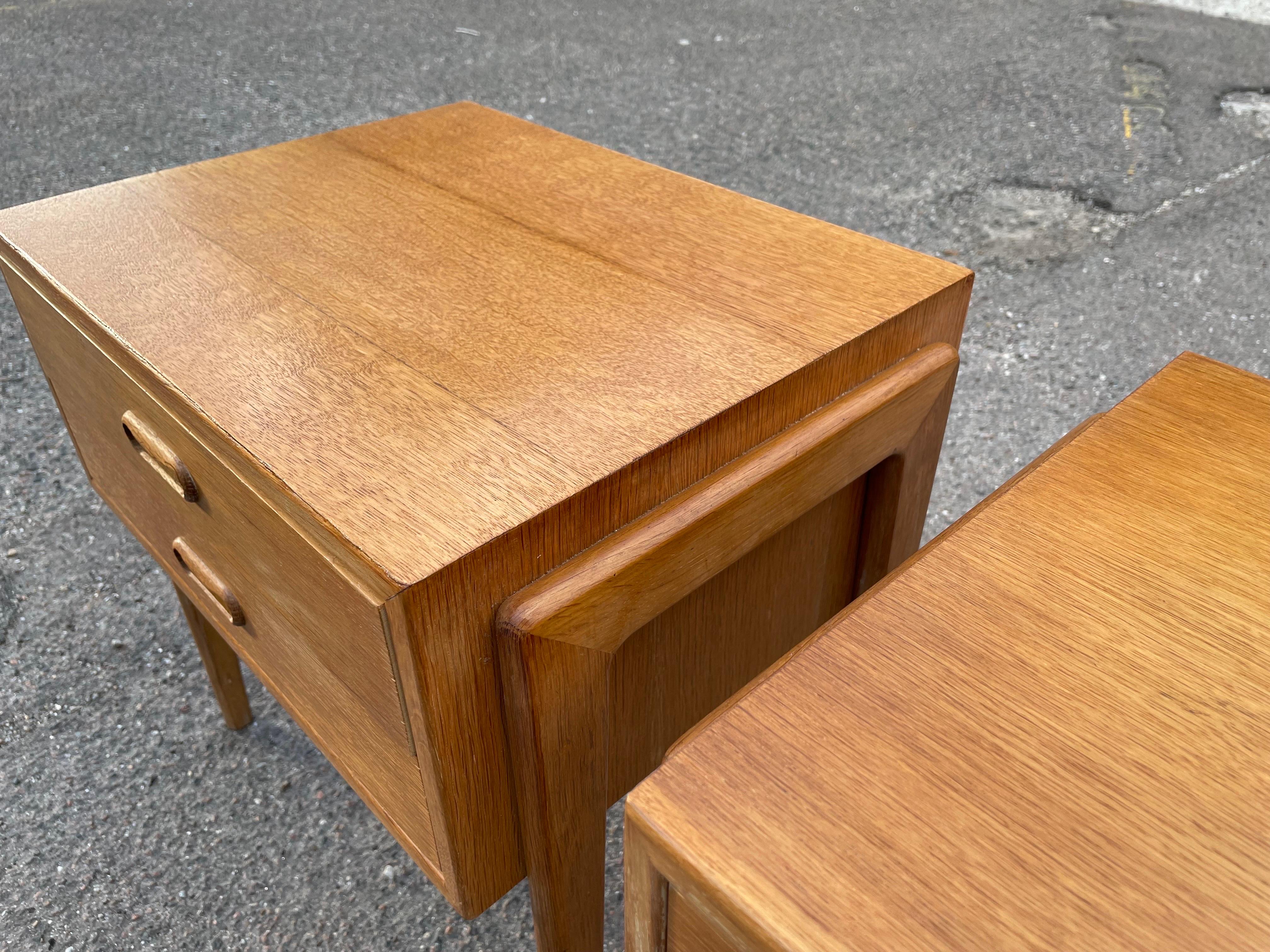 Mid-20th Century A pair of Danish Mid century modern oak night stands from the 1960´s For Sale