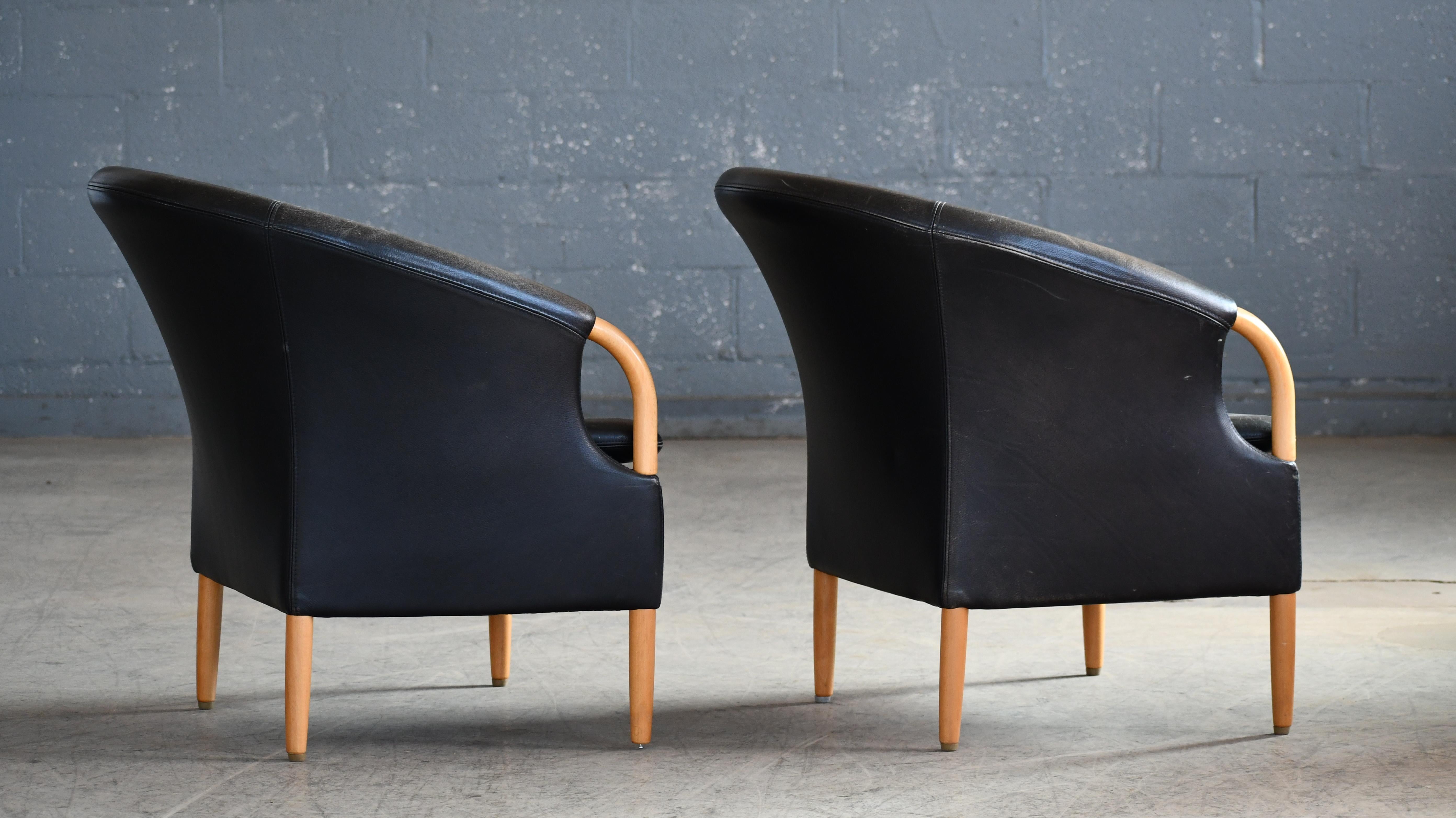 Cuir Paire de chaises longues danoises 