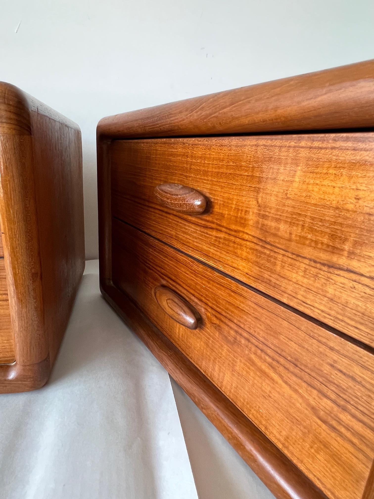 Teak Pair of Danish Small Drawers by Dyrlund Denmark, 1970s For Sale