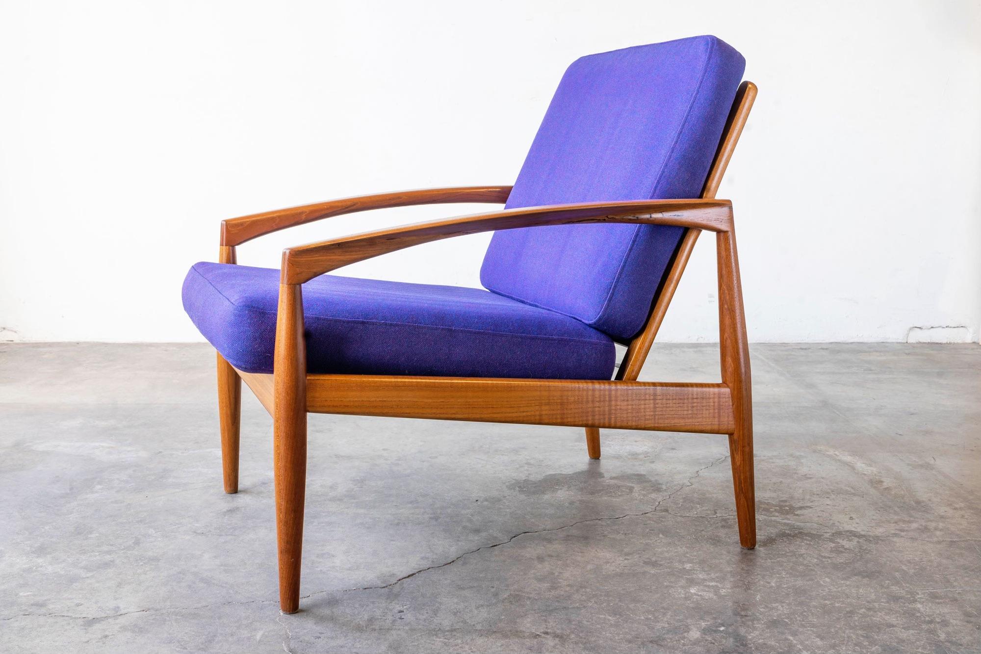 A Pair of Danish Teak 'Paper Knife' Model 121 Lounge Chair by Kai Kristiansen For Sale 2