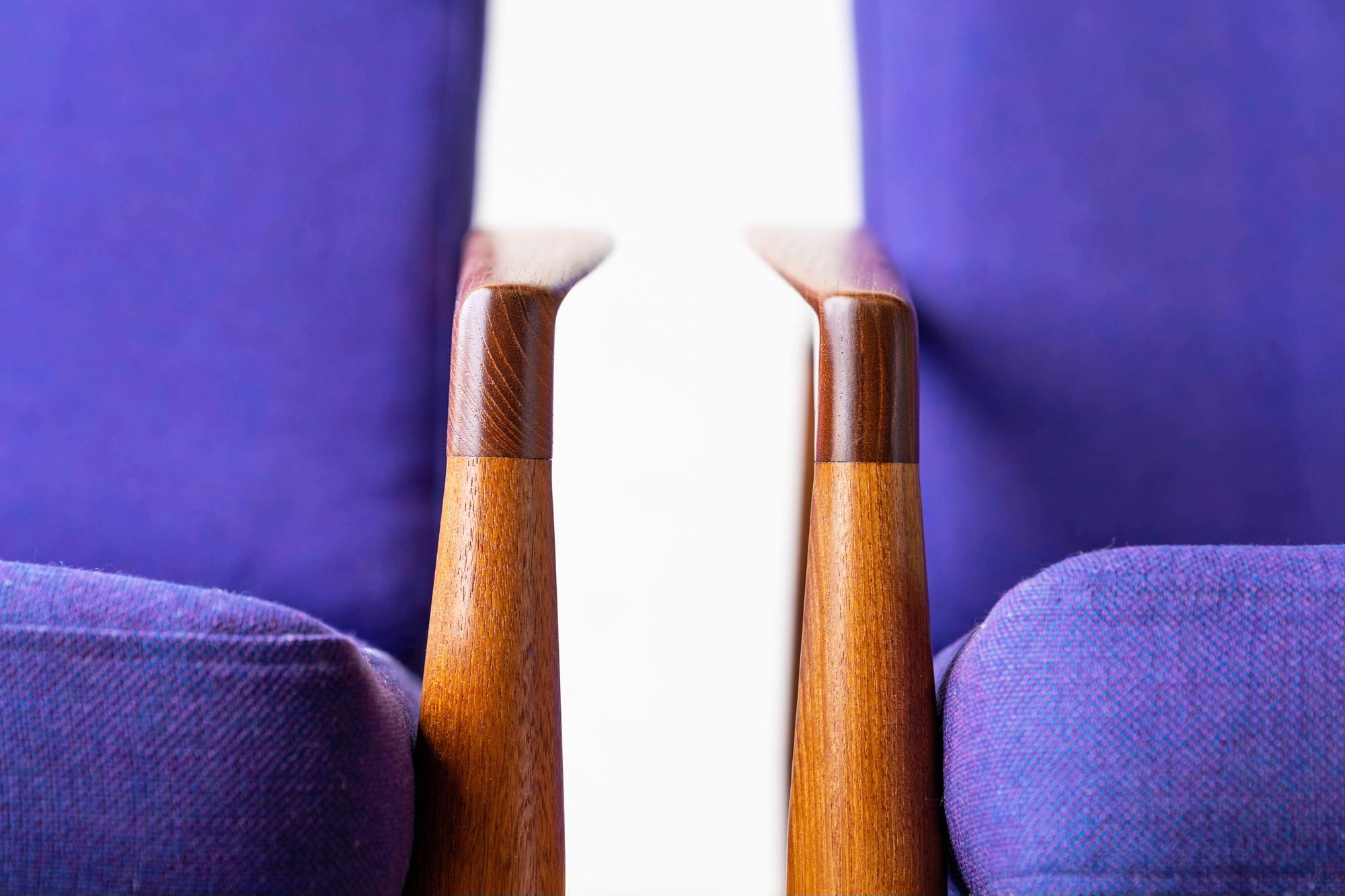 A Pair of Danish Teak 'Paper Knife' Model 121 Lounge Chair by Kai Kristiansen For Sale 3