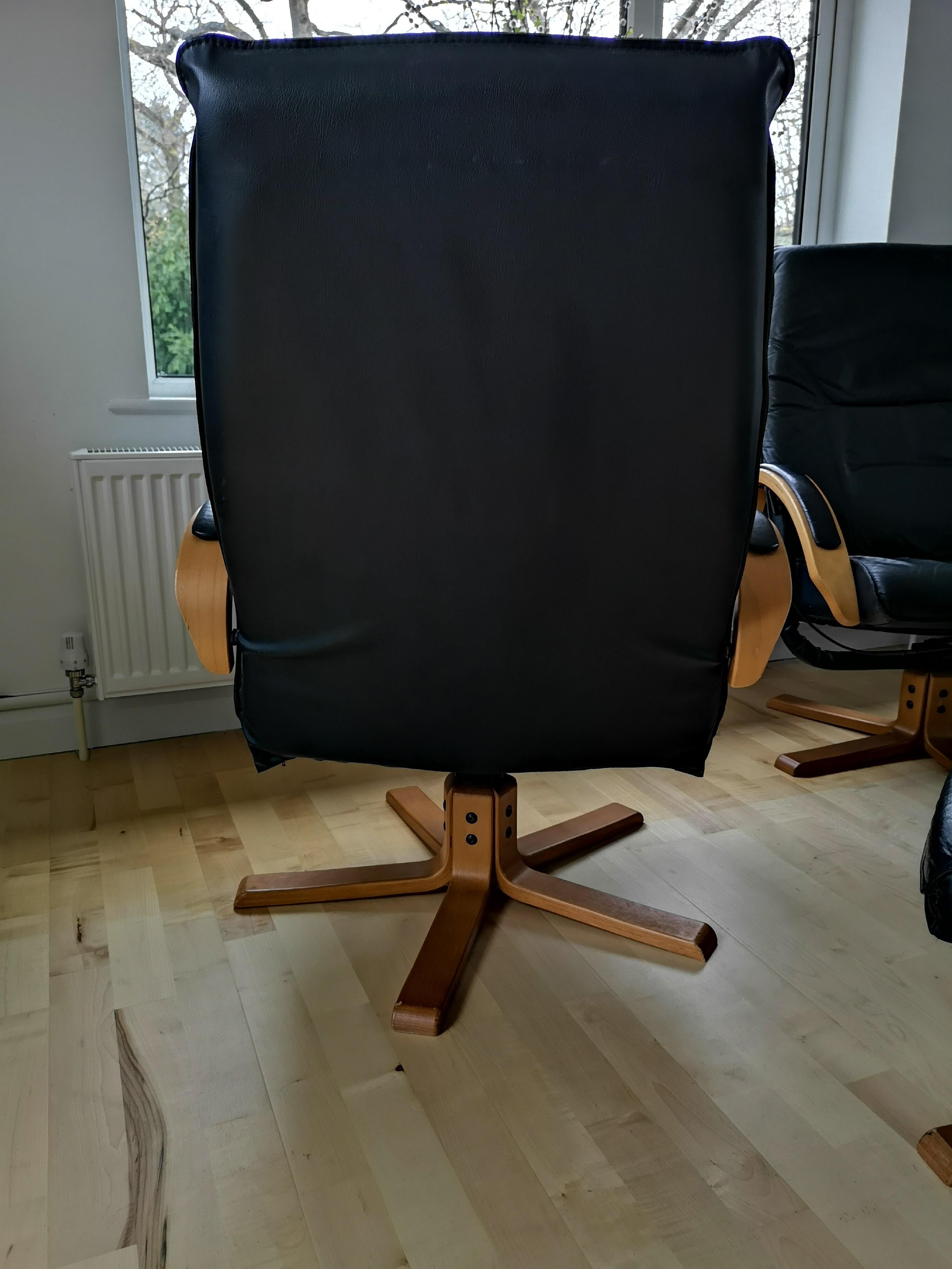 Pair of Danish Unico Midcentury Leather Armchairs with Ottomans, 1970s 2