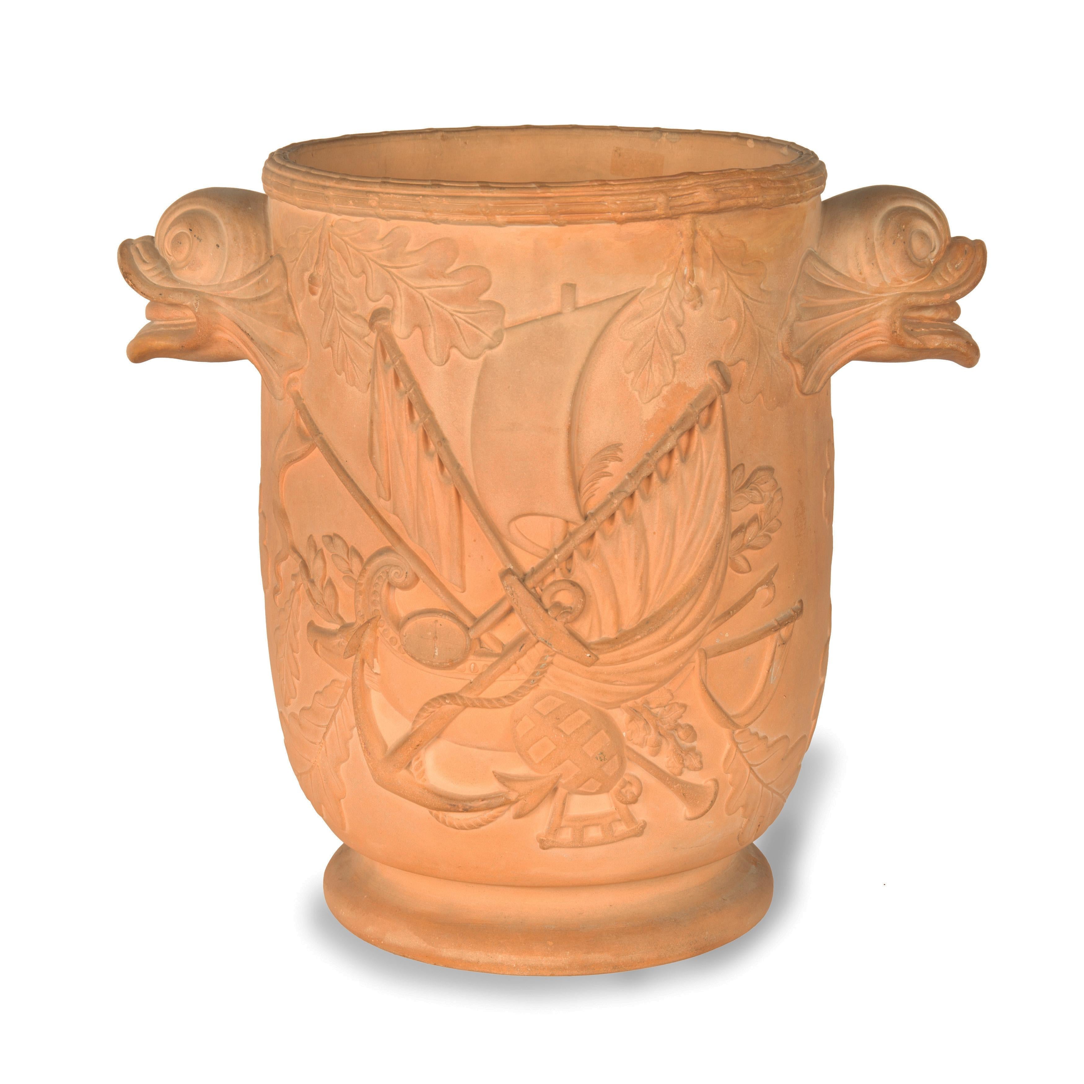 Terre cuite Paire de refroidisseurs à vin en terre cuite de l'amiral Lord Nelson de Davenport en vente