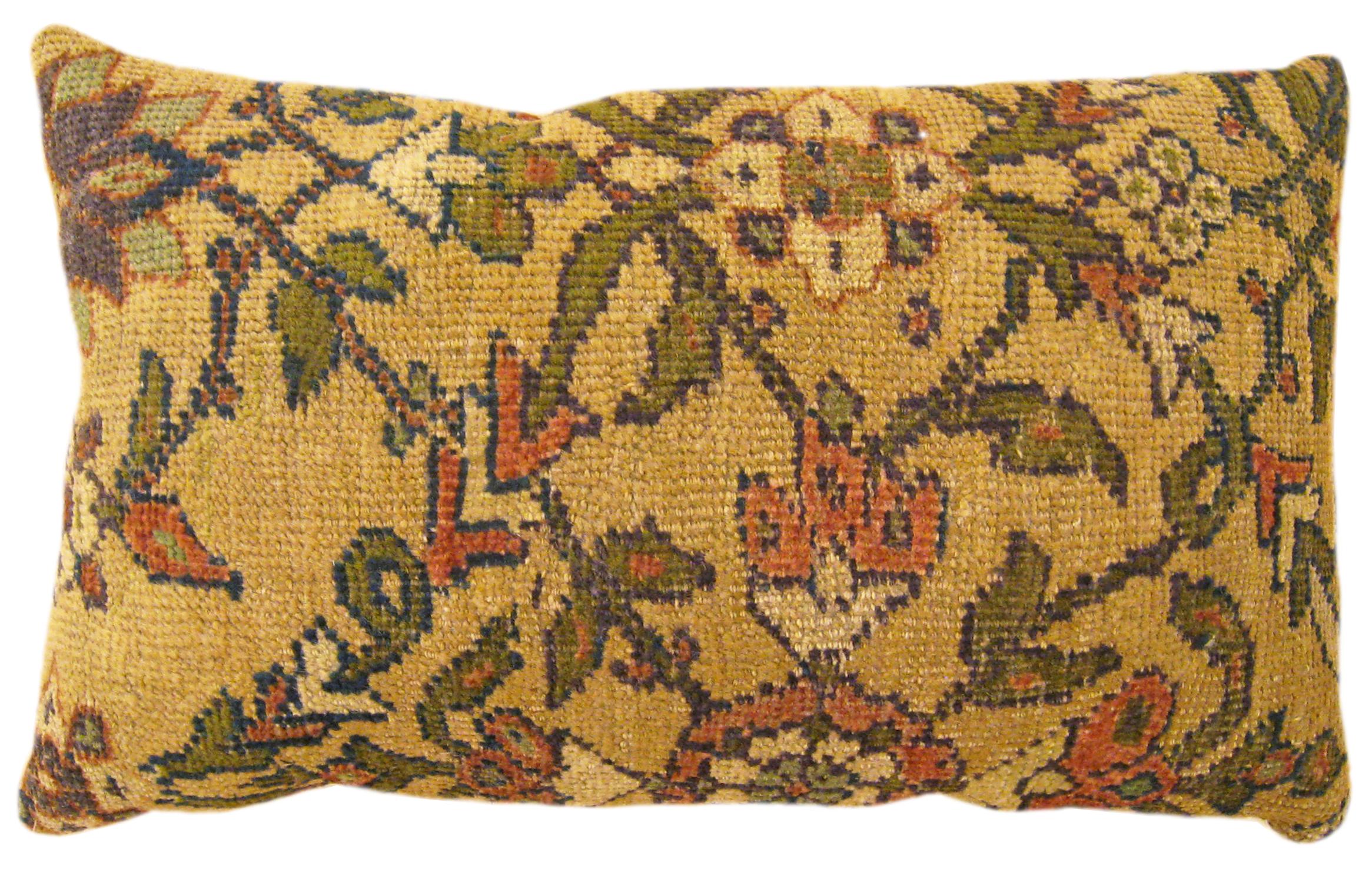Early 20th Century Pair of Decorative Antique Persian Sultanabad Carpet Pillows with Floral For Sale