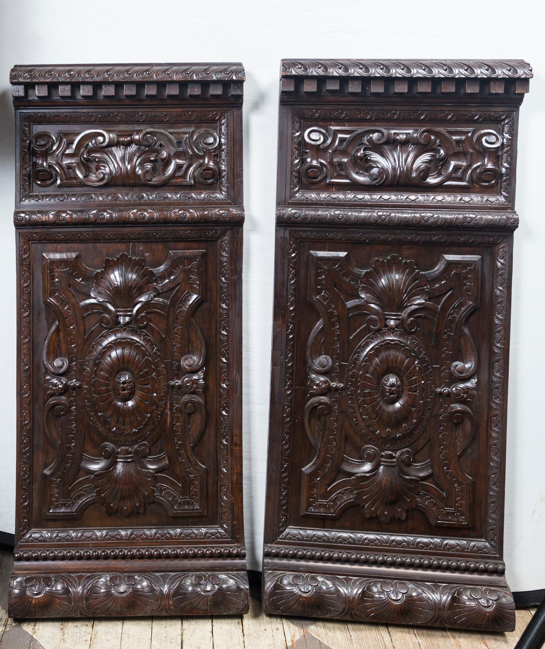 Neoclassical Pair of Decorative Panels of Solid Wood For Sale