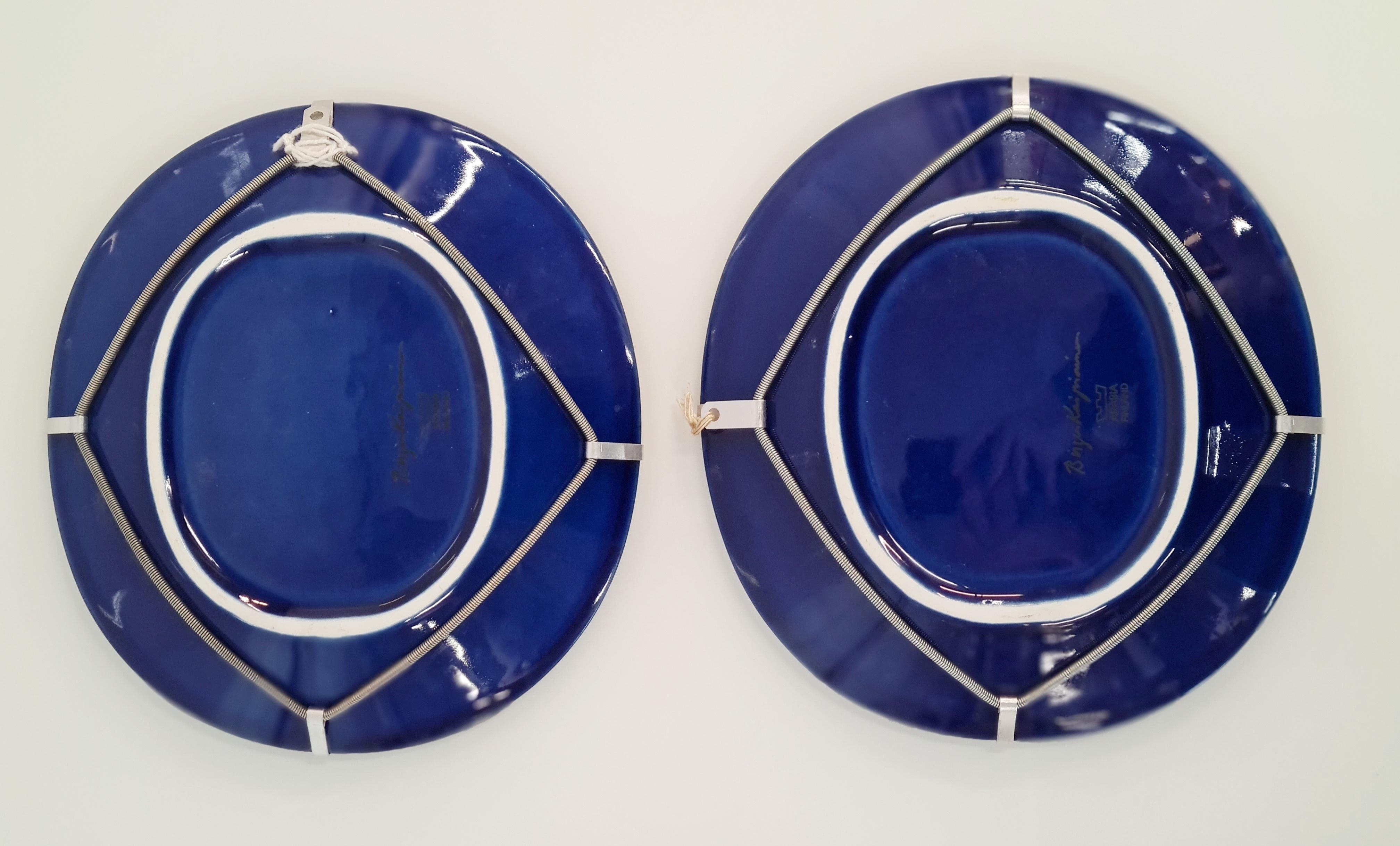Pair of Decorative Plates by Birger Kaipiainen, Arabia In Excellent Condition In Helsinki, FI