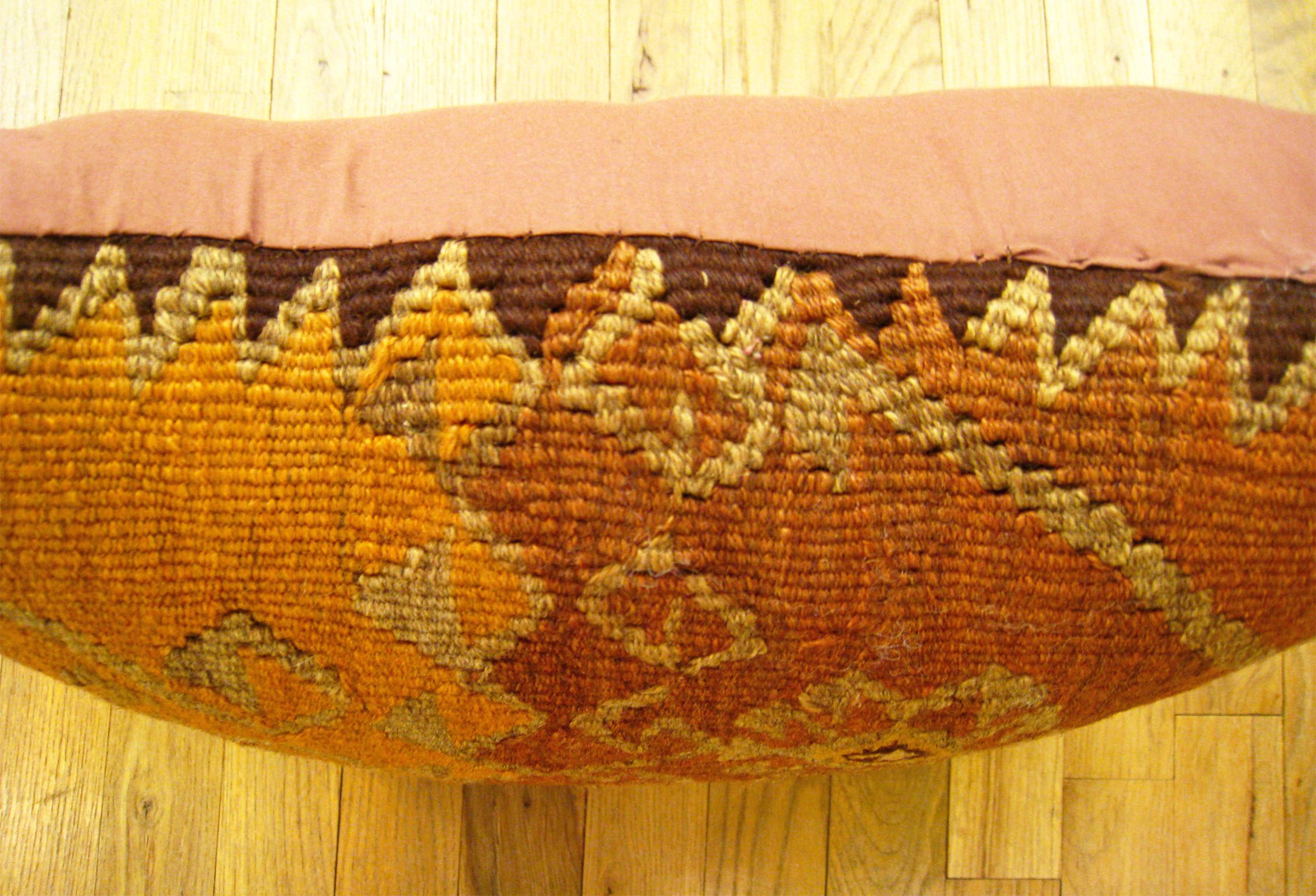 Paire de coussins décoratifs turcs Kilim vintage avec motifs géométriques abstraits en vente 1