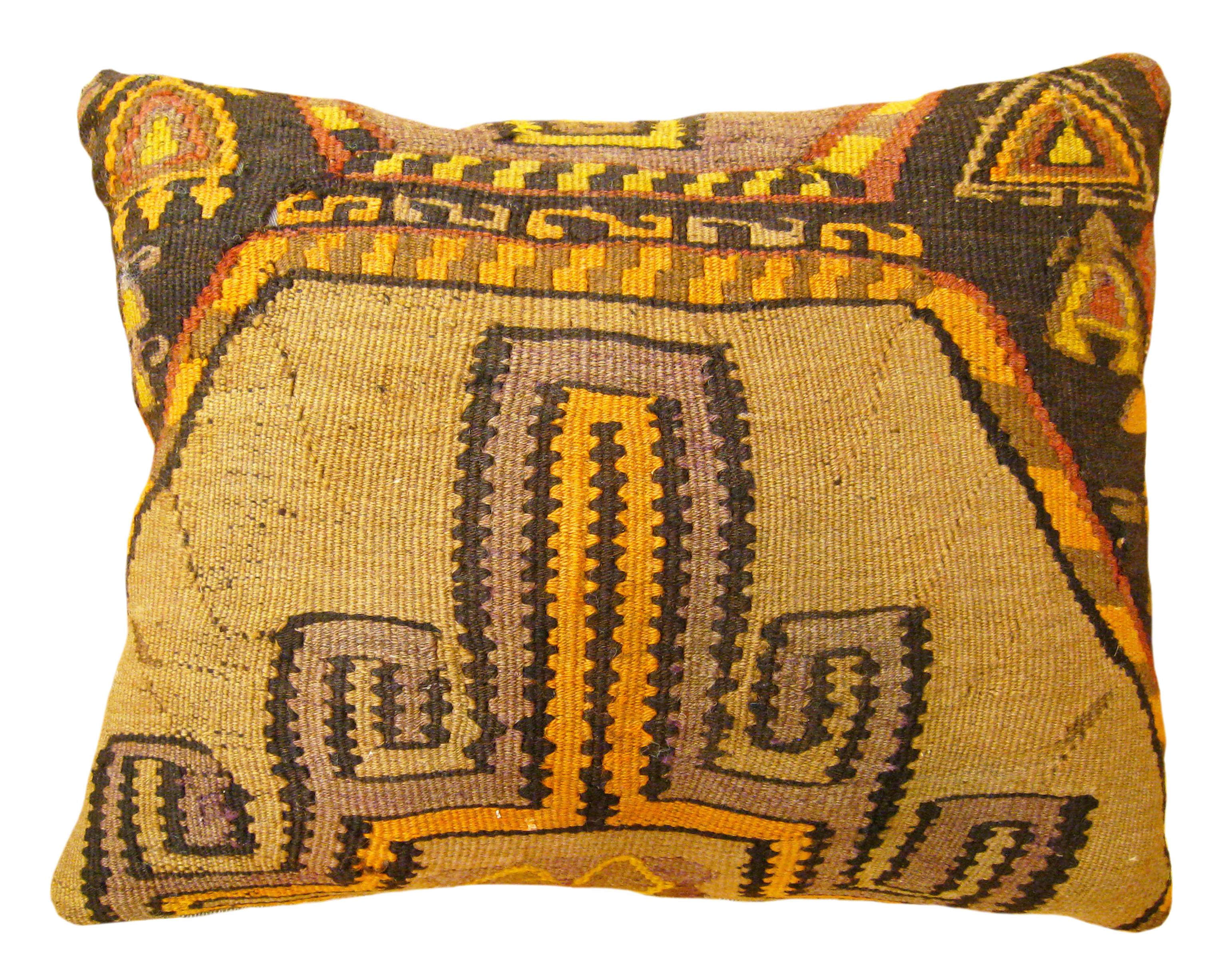 Pair of Decorative Vintage Turkish Kilim Rug Pillows with Geometric Abstracts For Sale 3