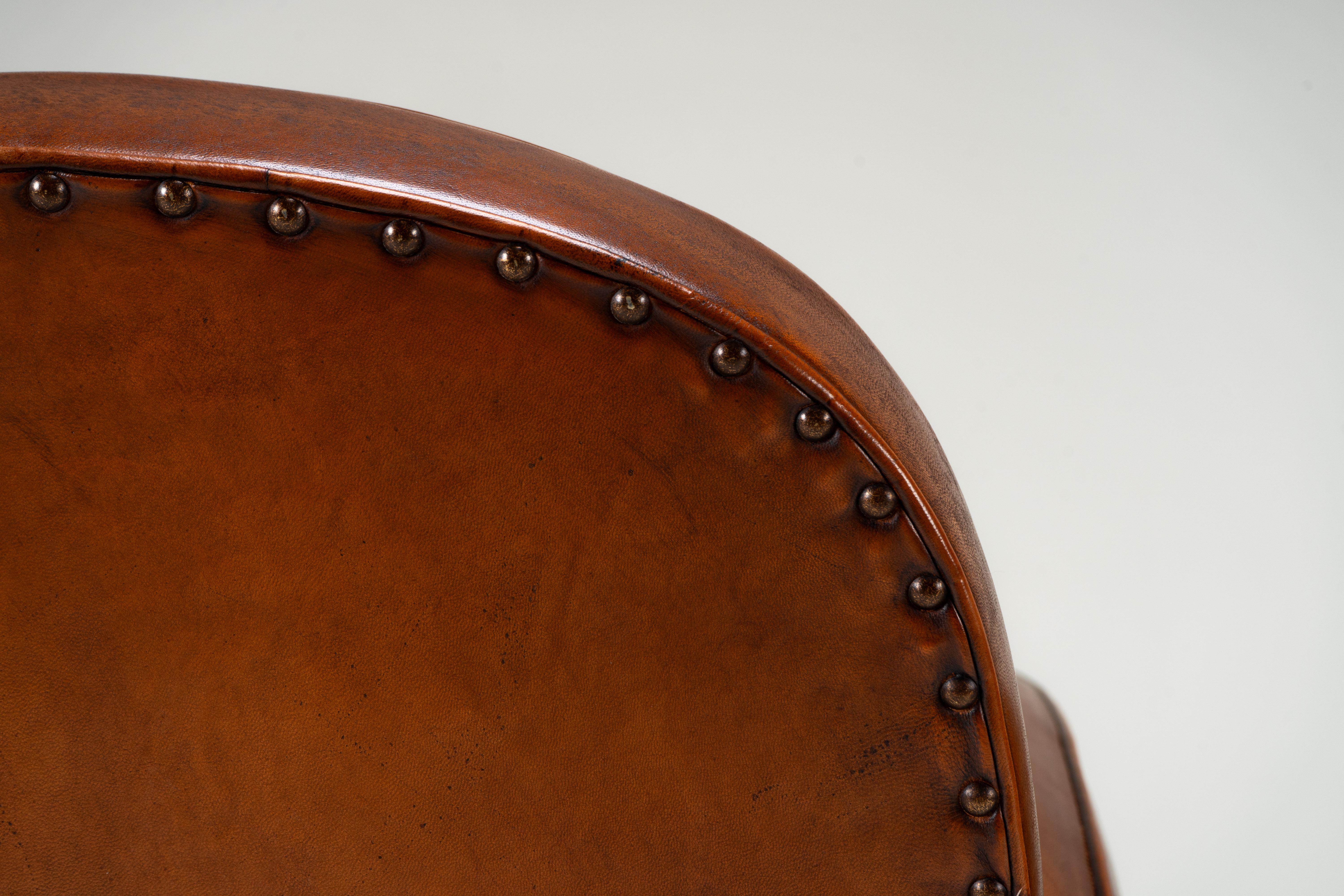 Paire de chaises Demi Lune en peau de mouton en vente 5