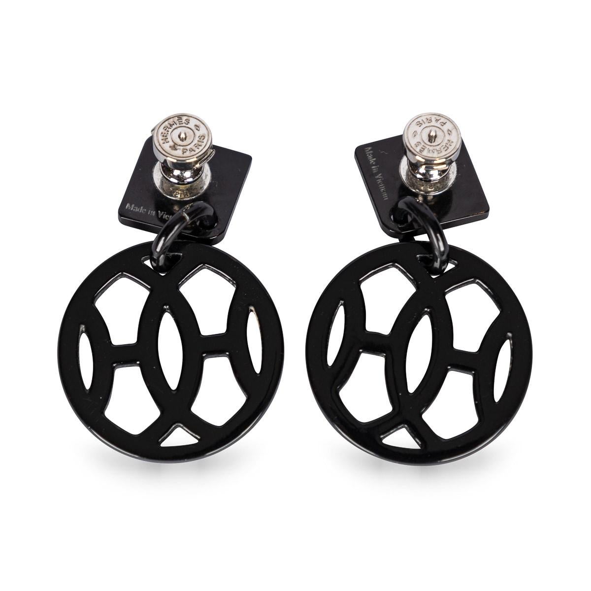 Ein Paar „Deva“-Ohrringe von Hermes, Frankreich, ca. 2010 (21. Jahrhundert und zeitgenössisch) im Angebot