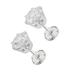 Ein Paar Diamant-Ohrstecker