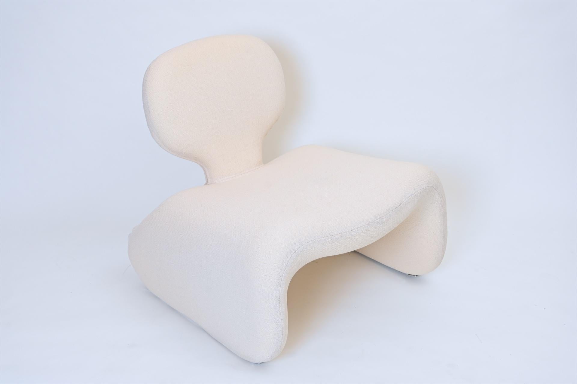 Metal Pair of Djinn Chairs in Off-White Mohair