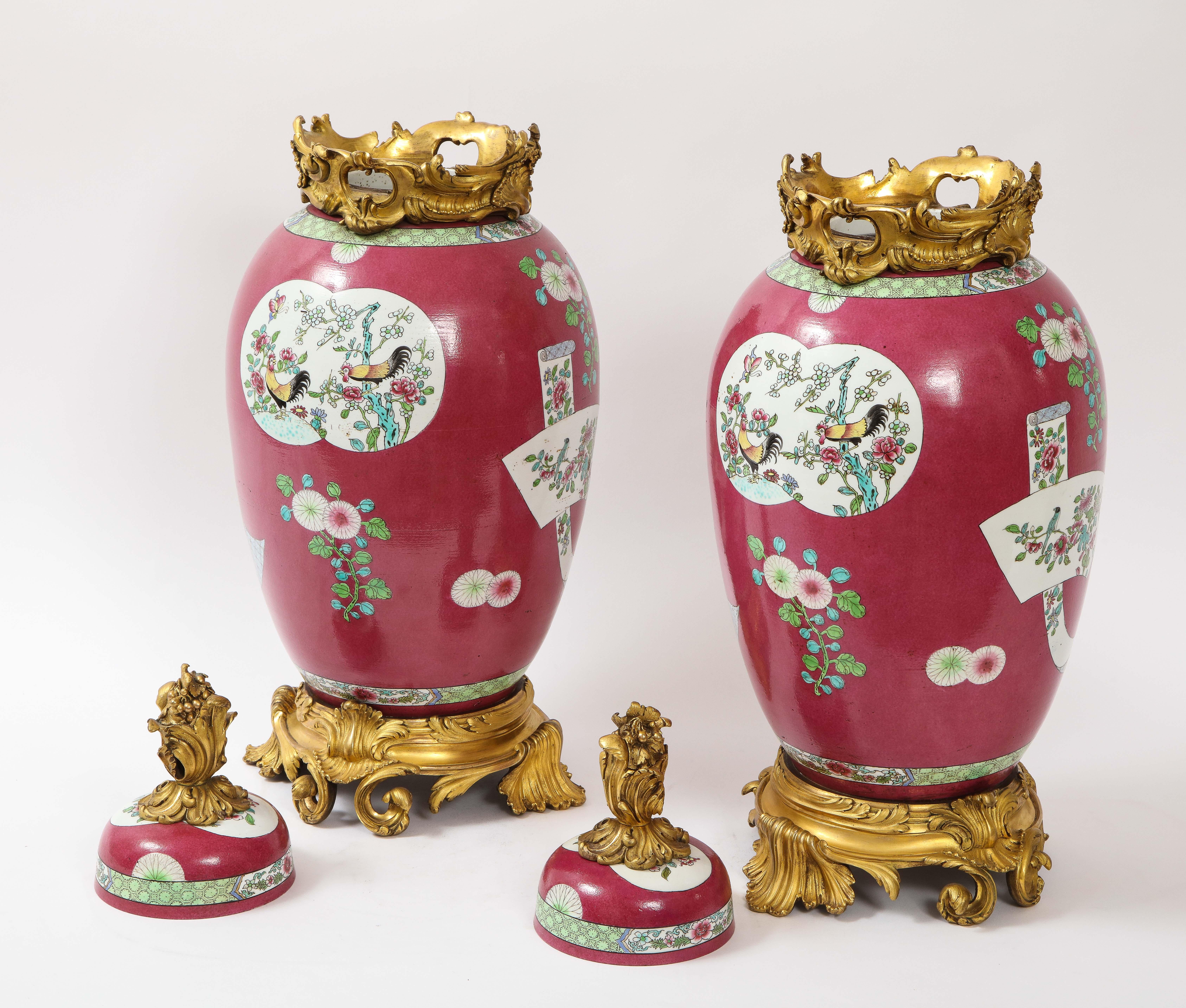 Enameled Pair of Doré Bronze Mounted Chinese Porcelain Rooster Red Ground Covered Jars For Sale