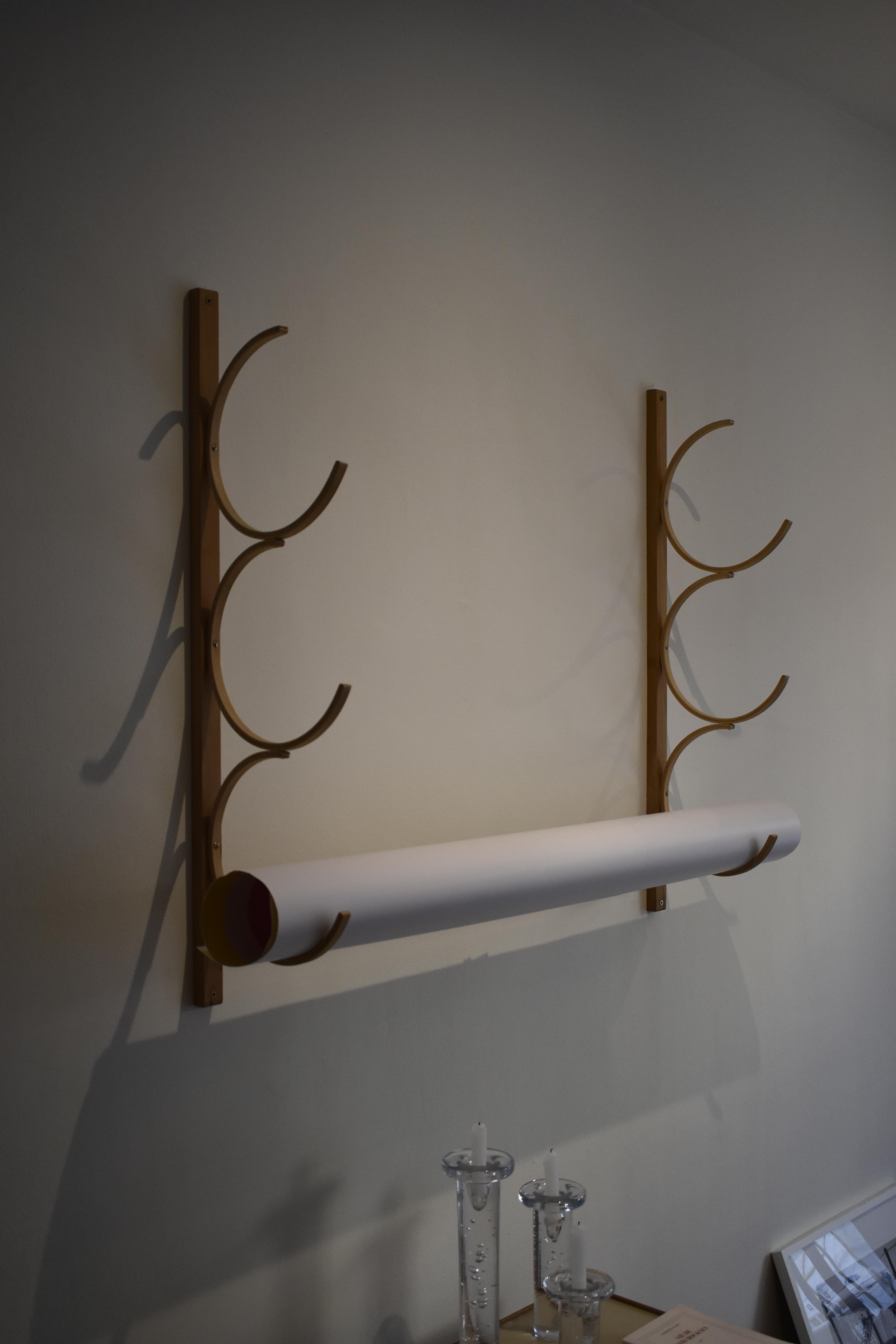 Coppia di portadisegni in legno curvato, anni '60. in vendita 2