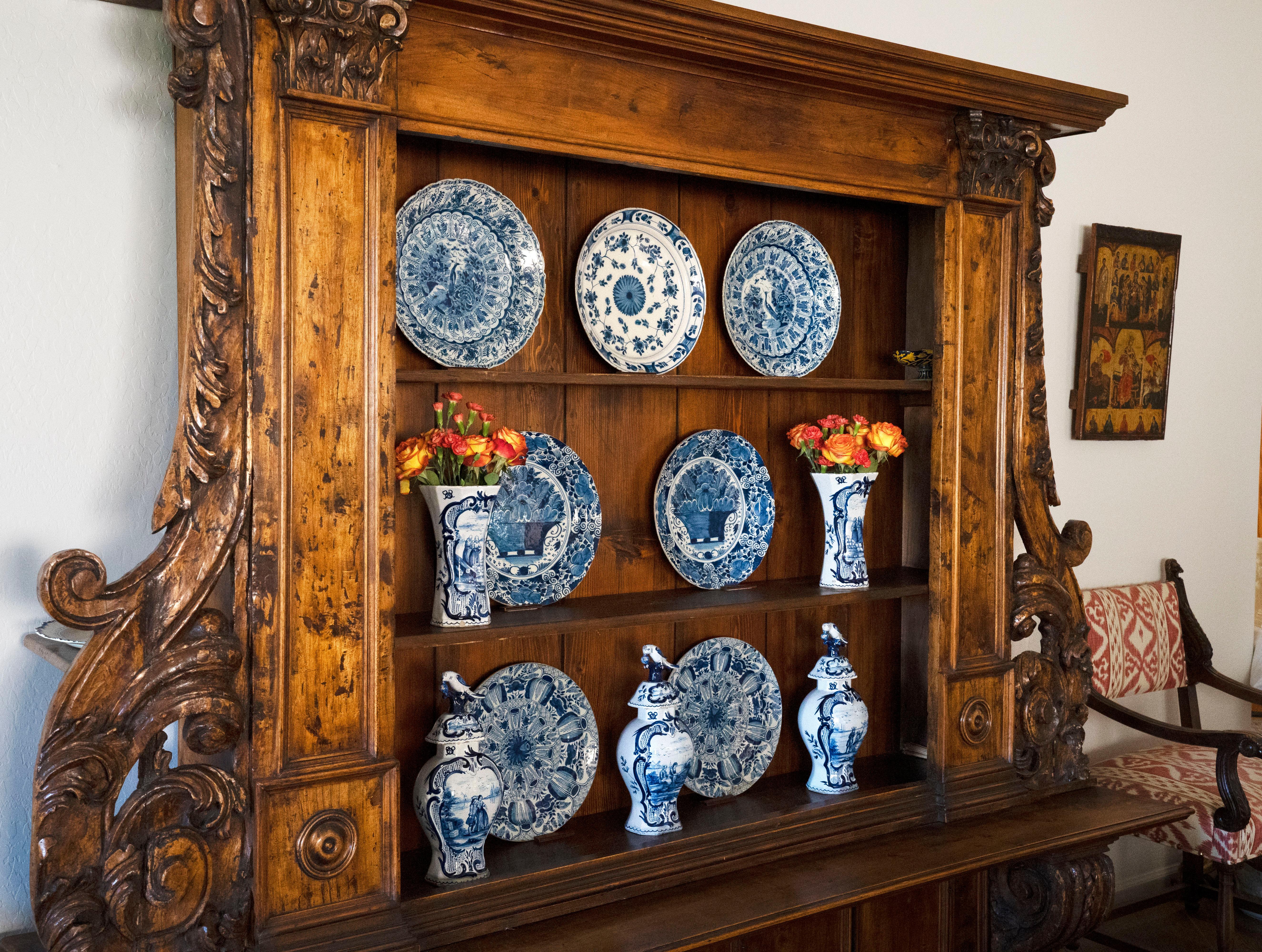 Faïence de Delft Paire de CHARGERS DUTCH DELFT, vers 18ème siècle en vente