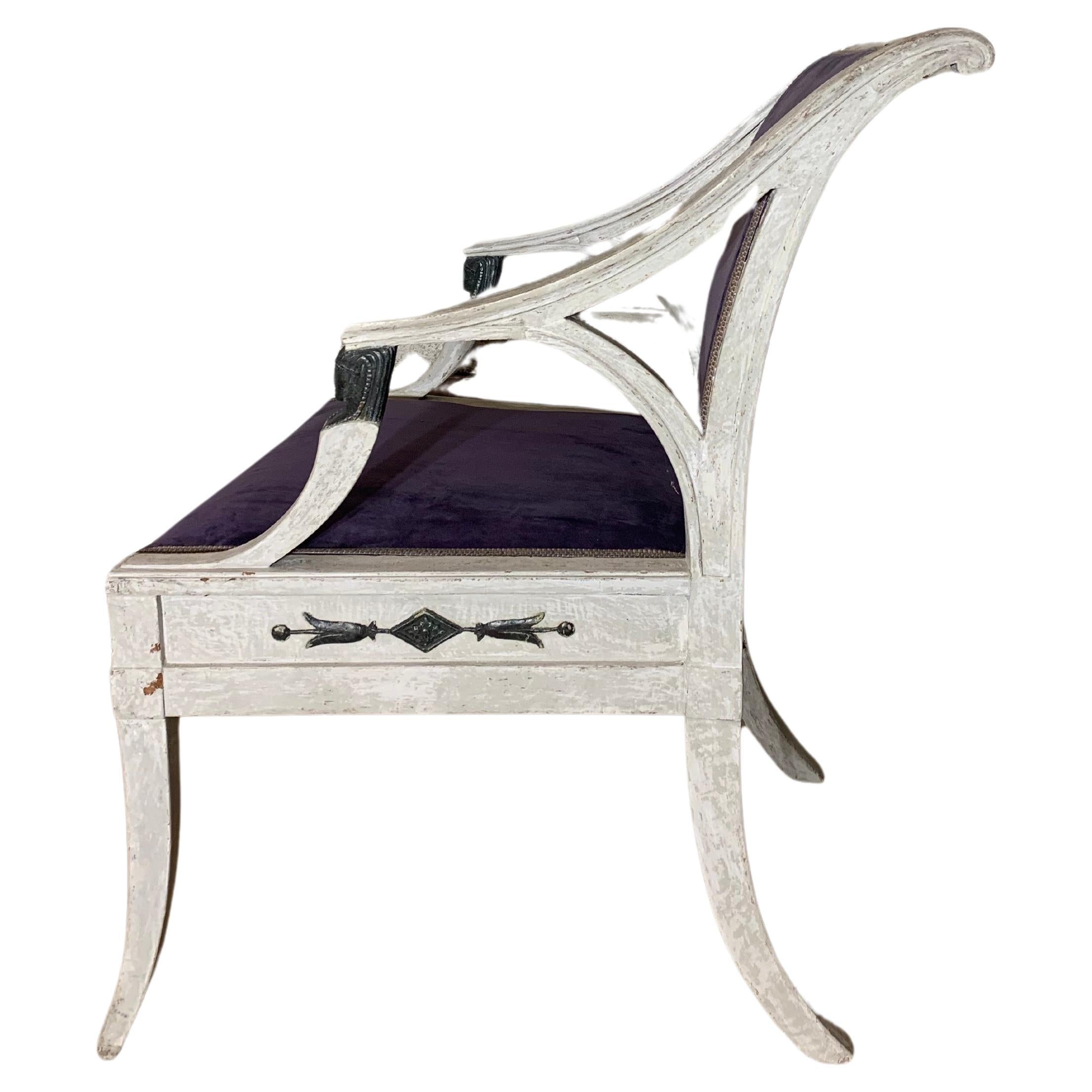 Paire de fauteuils de la fin de la période gustavienne du début du XIXe siècle
