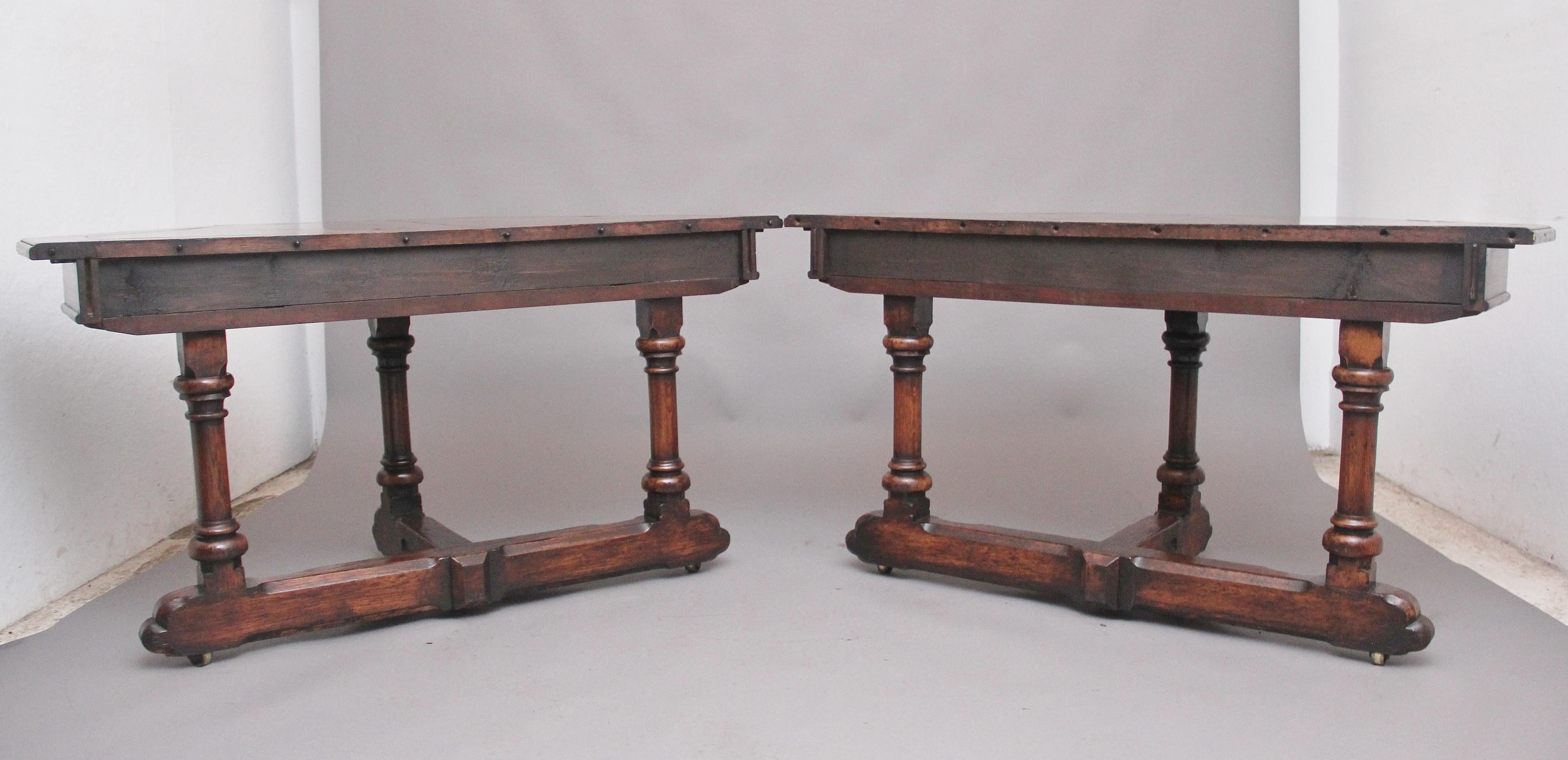 Pair of Early 19th Century Oak Console Tables For Sale 4