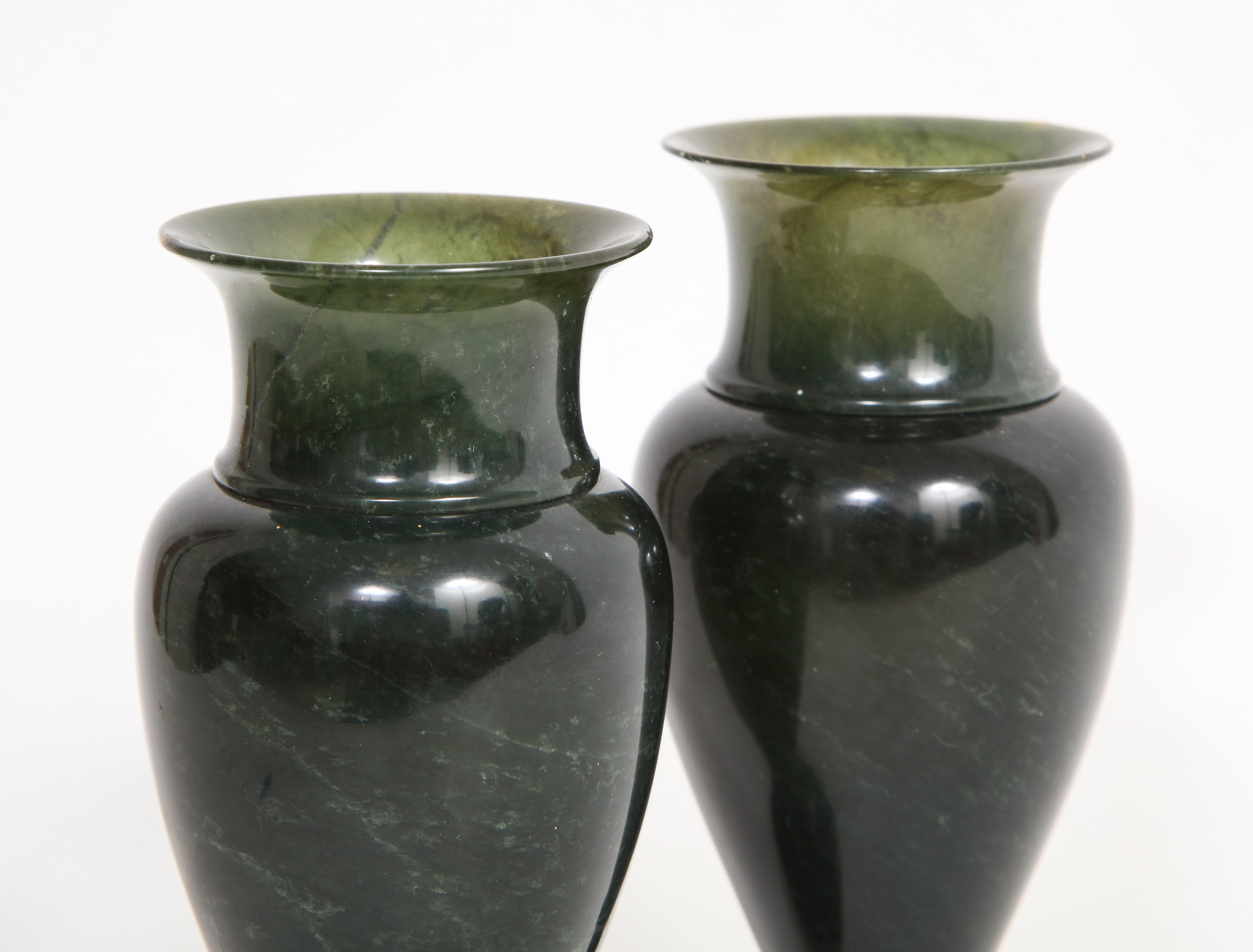 Pair of Early 19th Century Russian Hand-Carved Spinach Green Jade Vases For Sale 7