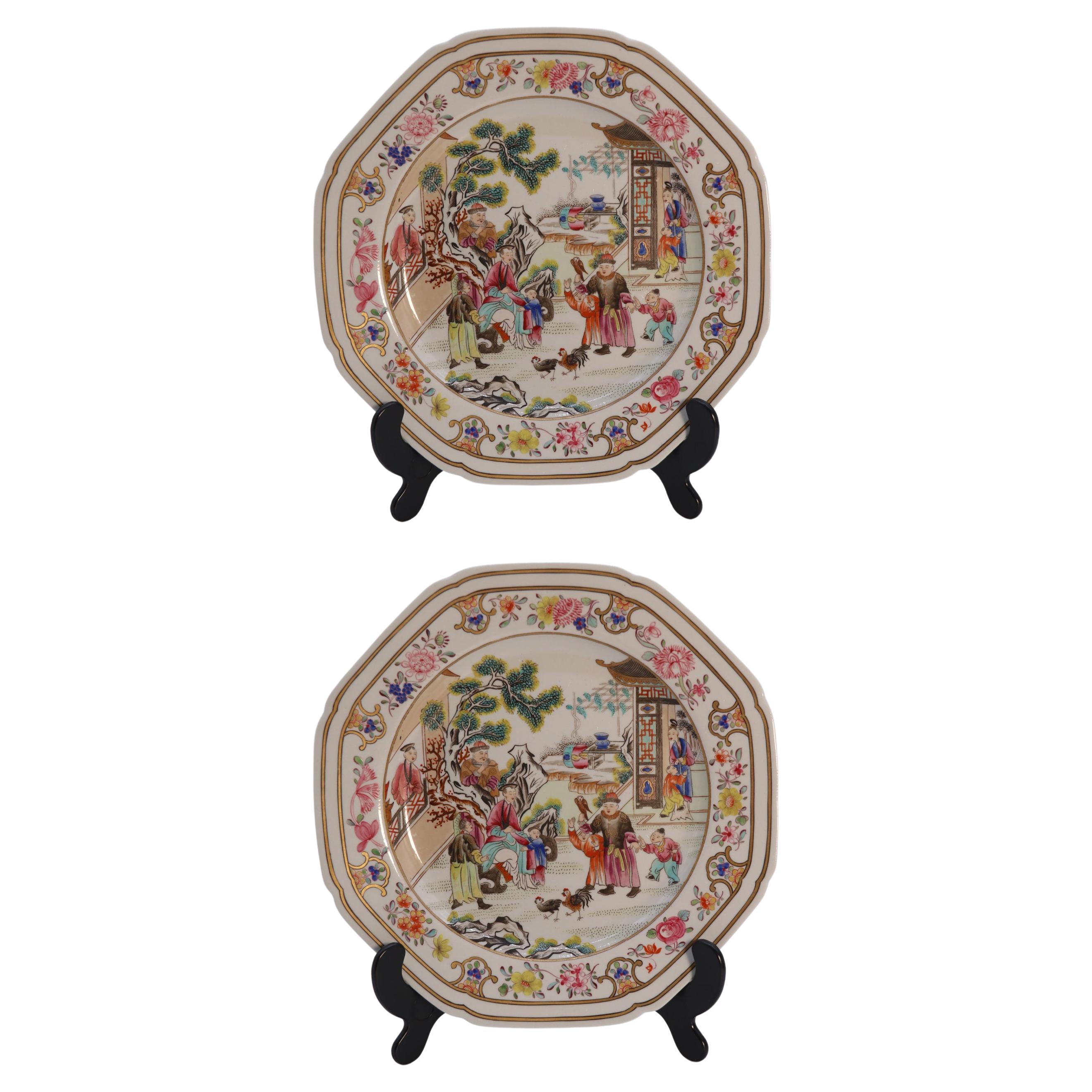 A pair of early 19th century Spode stone China cabinet plates English circa 1820 For Sale