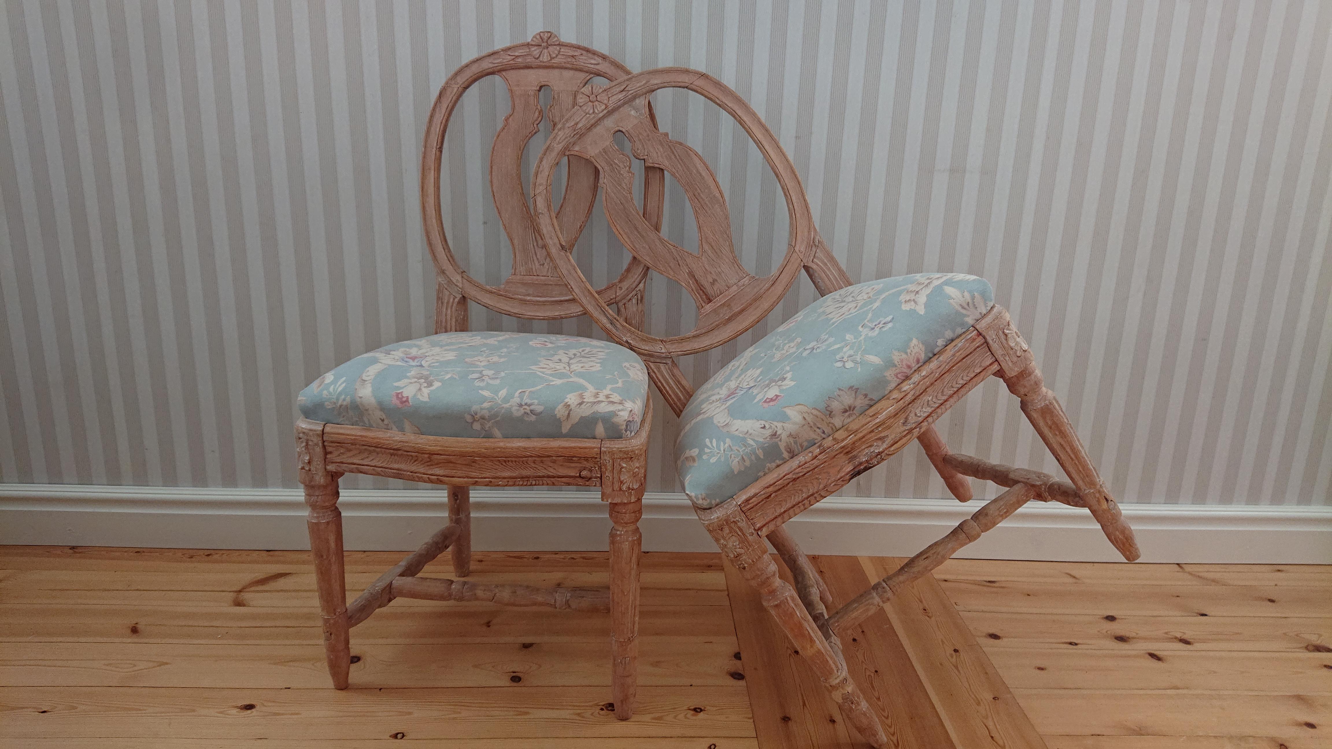 Schwedische Gustavianische Stühle des frühen 19. Jahrhunderts, „Das schwedische Modell“, Paar im Angebot 4