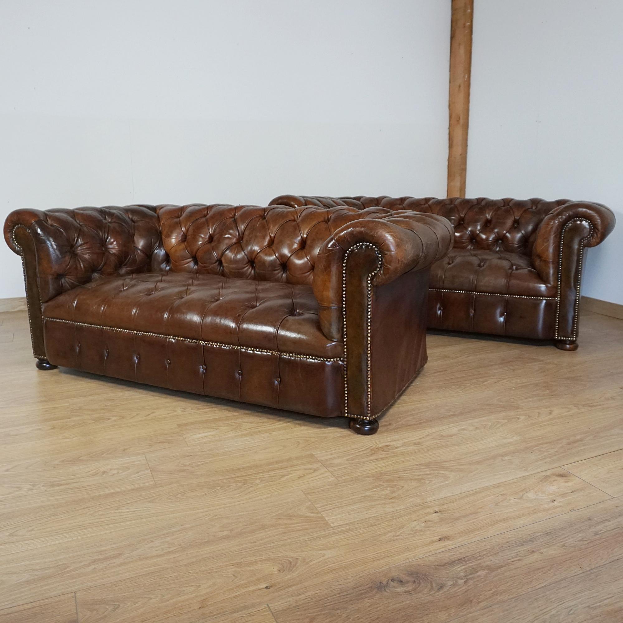 A Pair of Early 20th Century Chesterfield Sofa's In Good Condition For Sale In Forest Row, East Sussex