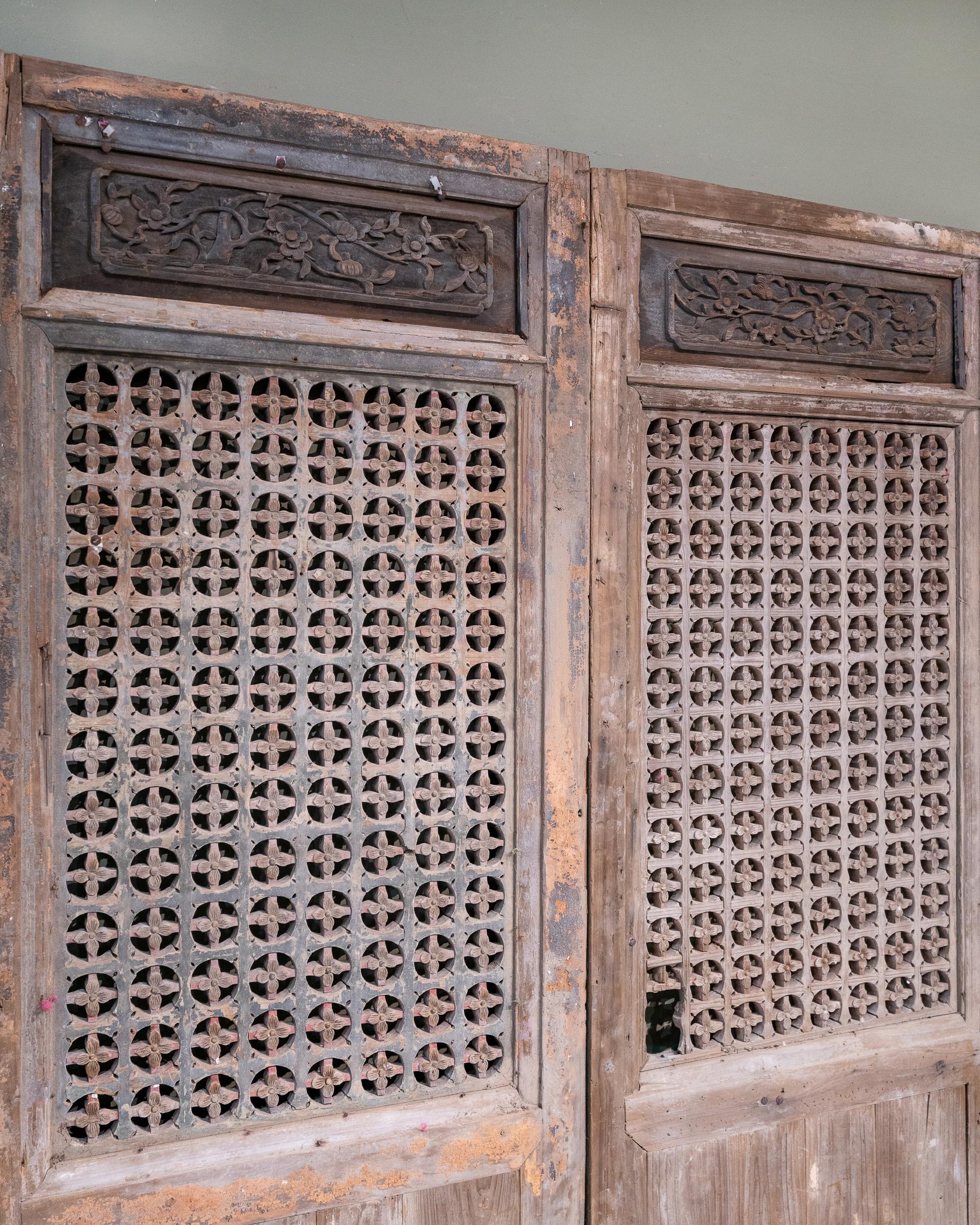 Paar chinesische Türverkleidungen des frühen 20. Jahrhunderts (Qing-Dynastie) im Angebot