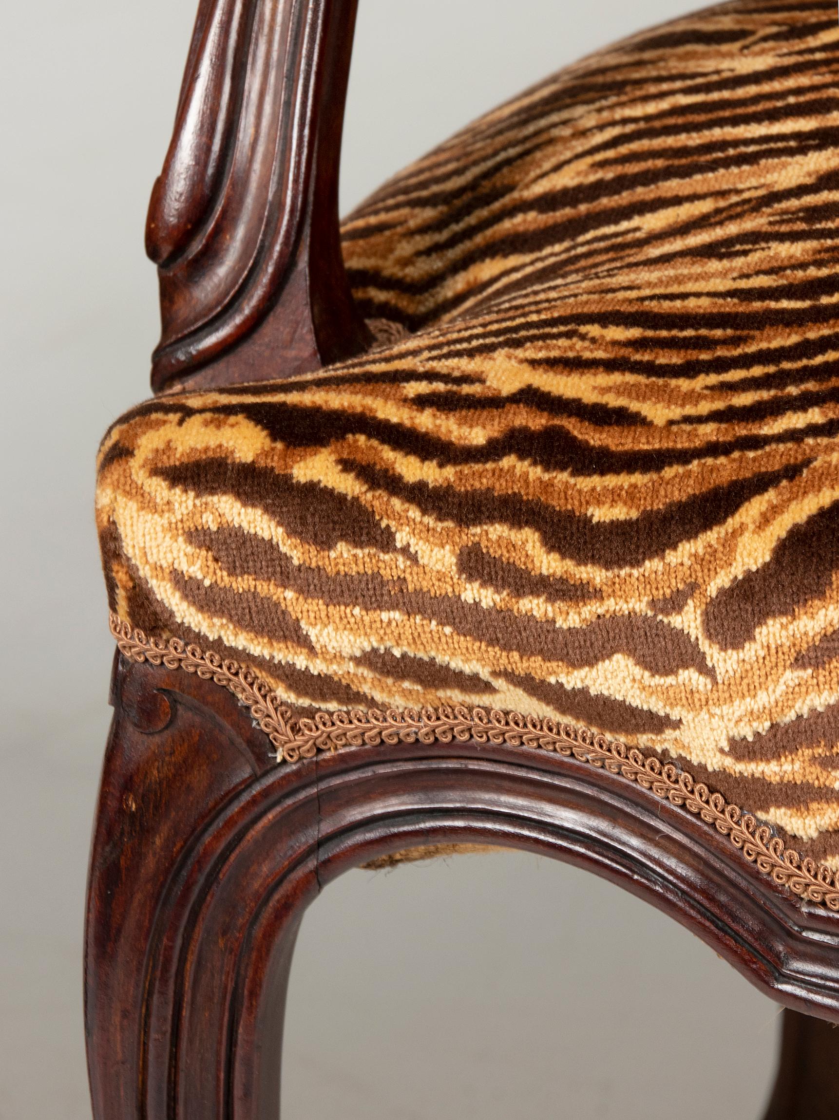 Pair of Early 20th Century French Cabriolet Arm Chairs with Tiger Print Fabric 13