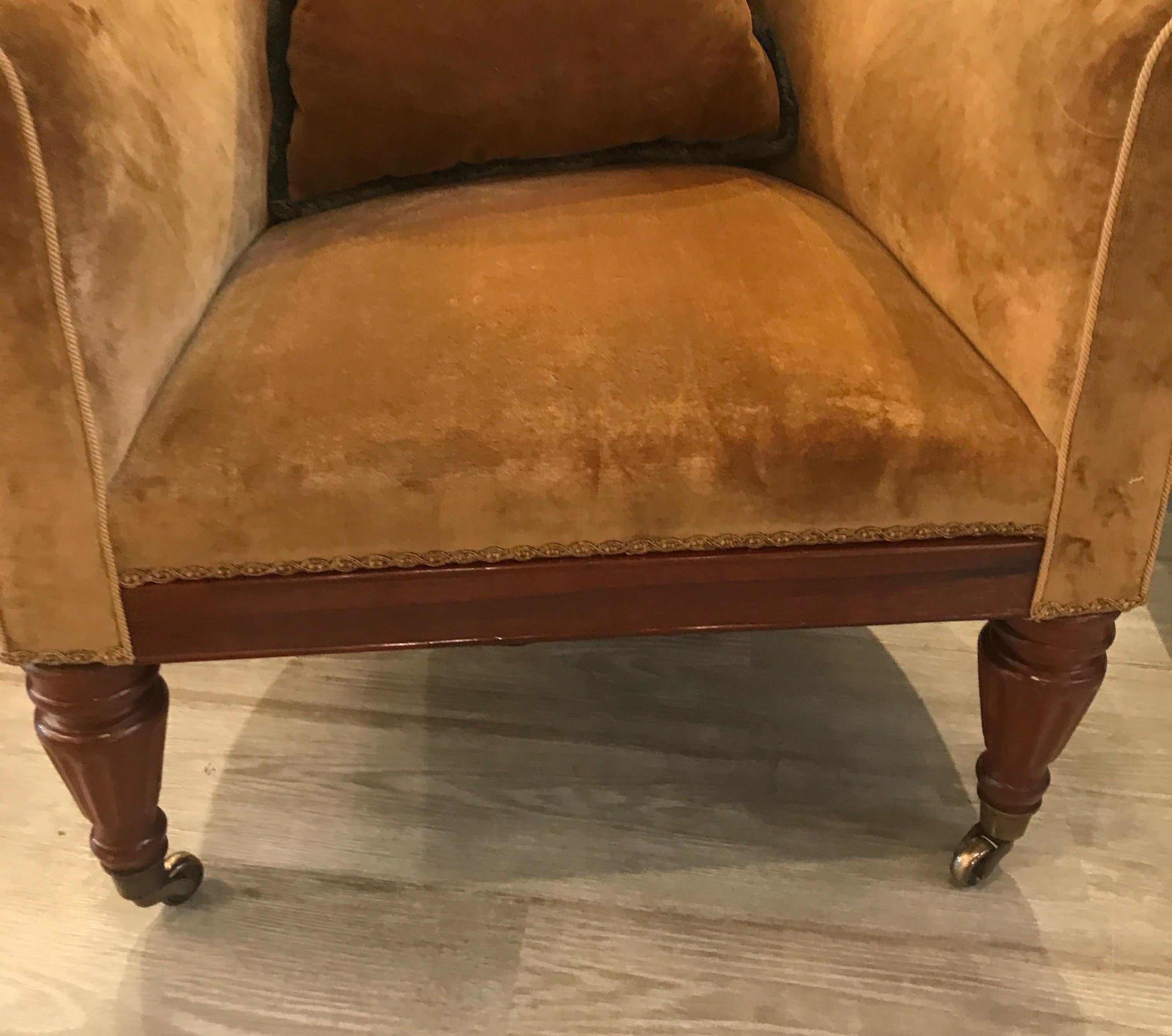 Pair of Early 20th Century High Back Tub Chairs 3